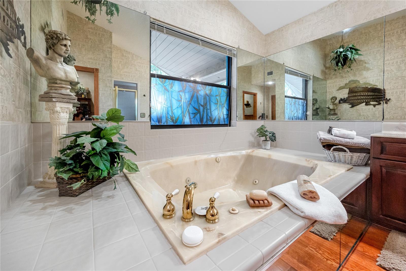 Image 34 of 75 For 9775 78th Avenue