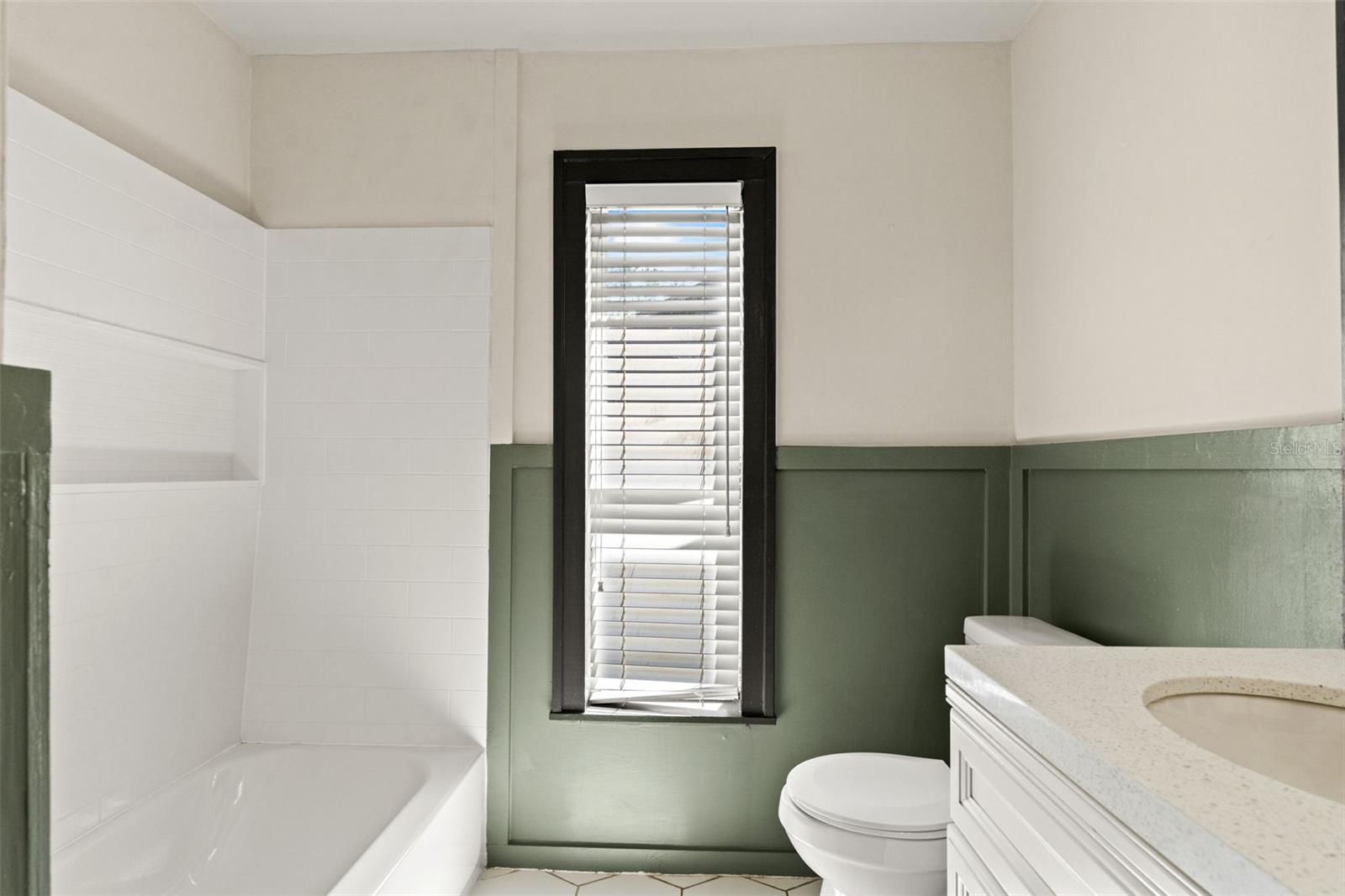 Listing photo id 20 for 2524 Victarra Circle