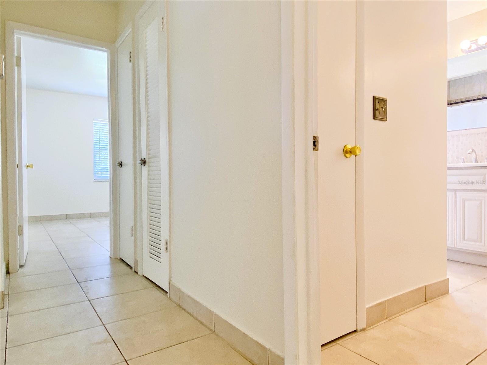 Image 12 of 21 For 7306 Kingsbury Circle