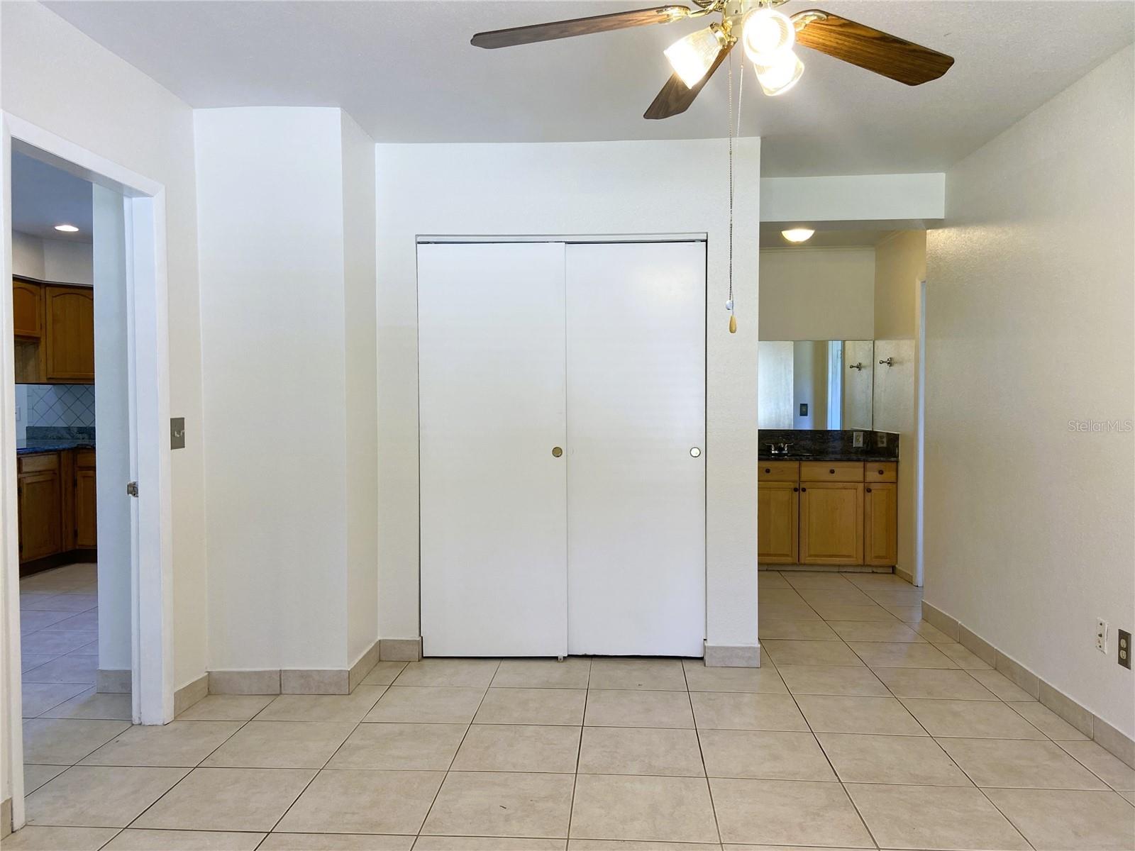 Image 16 of 21 For 7306 Kingsbury Circle