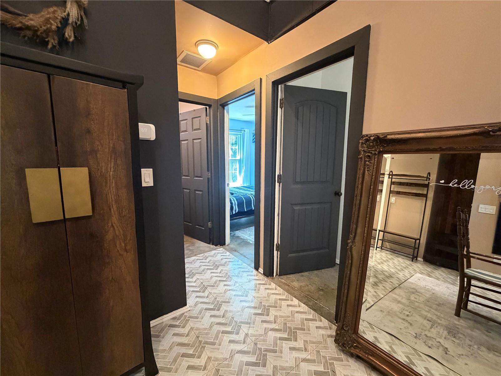 Image 14 of 33 For 2516 3rd Avenue S