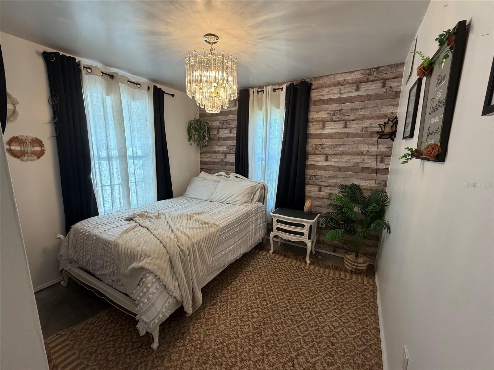 Image 19 of 33 For 2516 3rd Avenue S