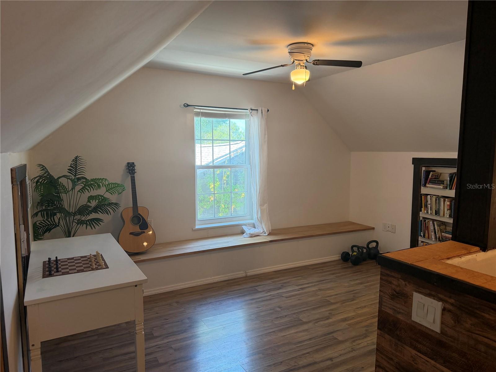 Image 22 of 33 For 2516 3rd Avenue S