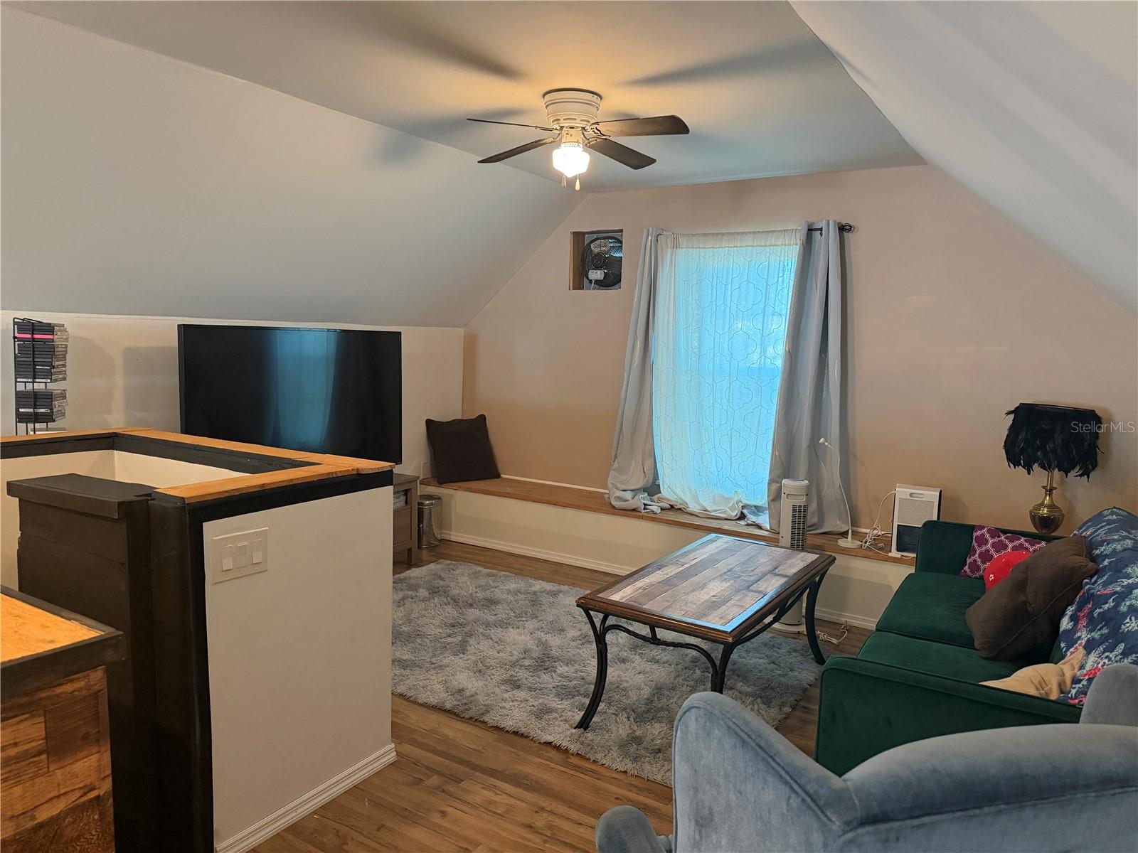 Image 26 of 33 For 2516 3rd Avenue S