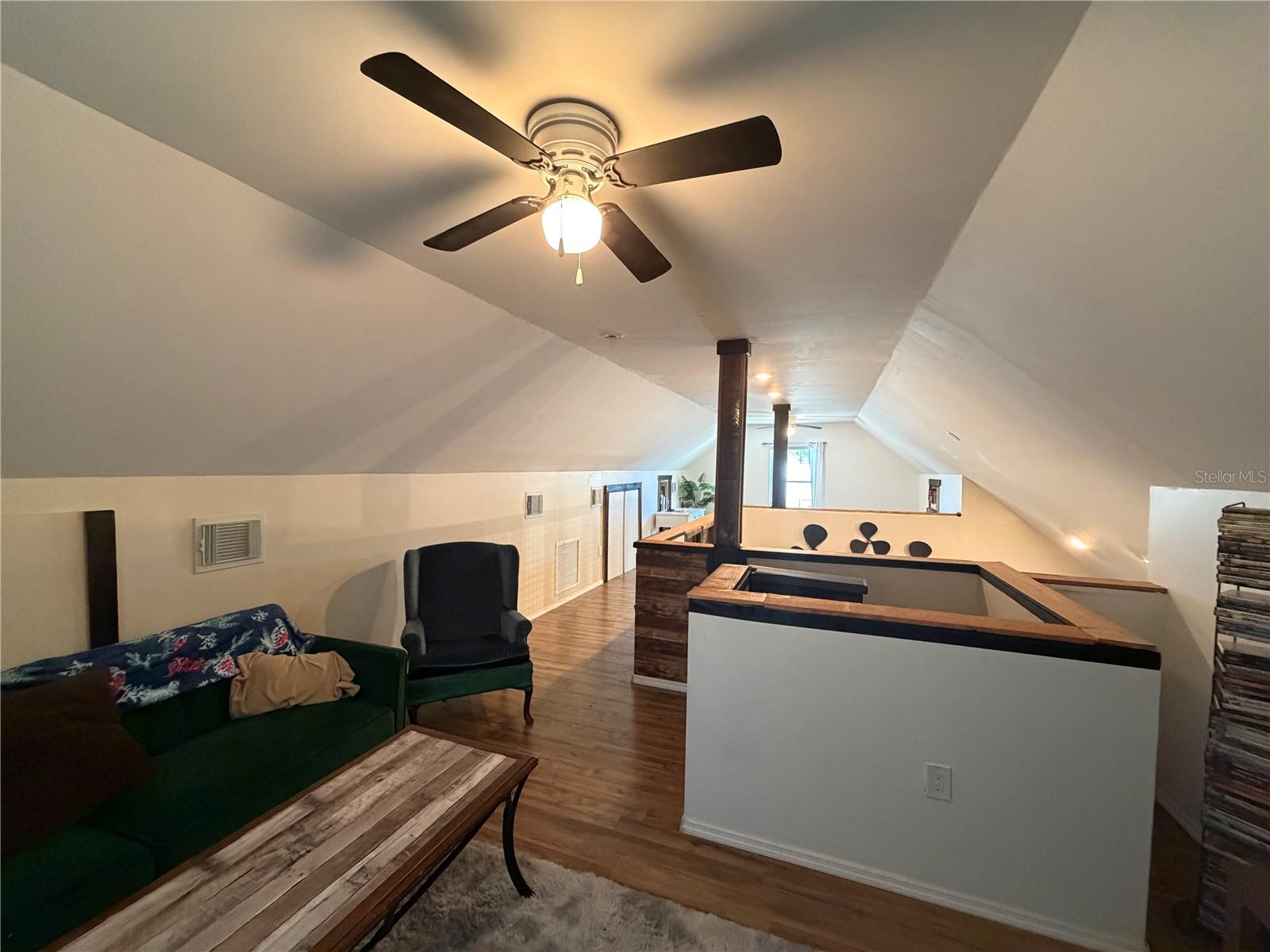 Image 28 of 33 For 2516 3rd Avenue S