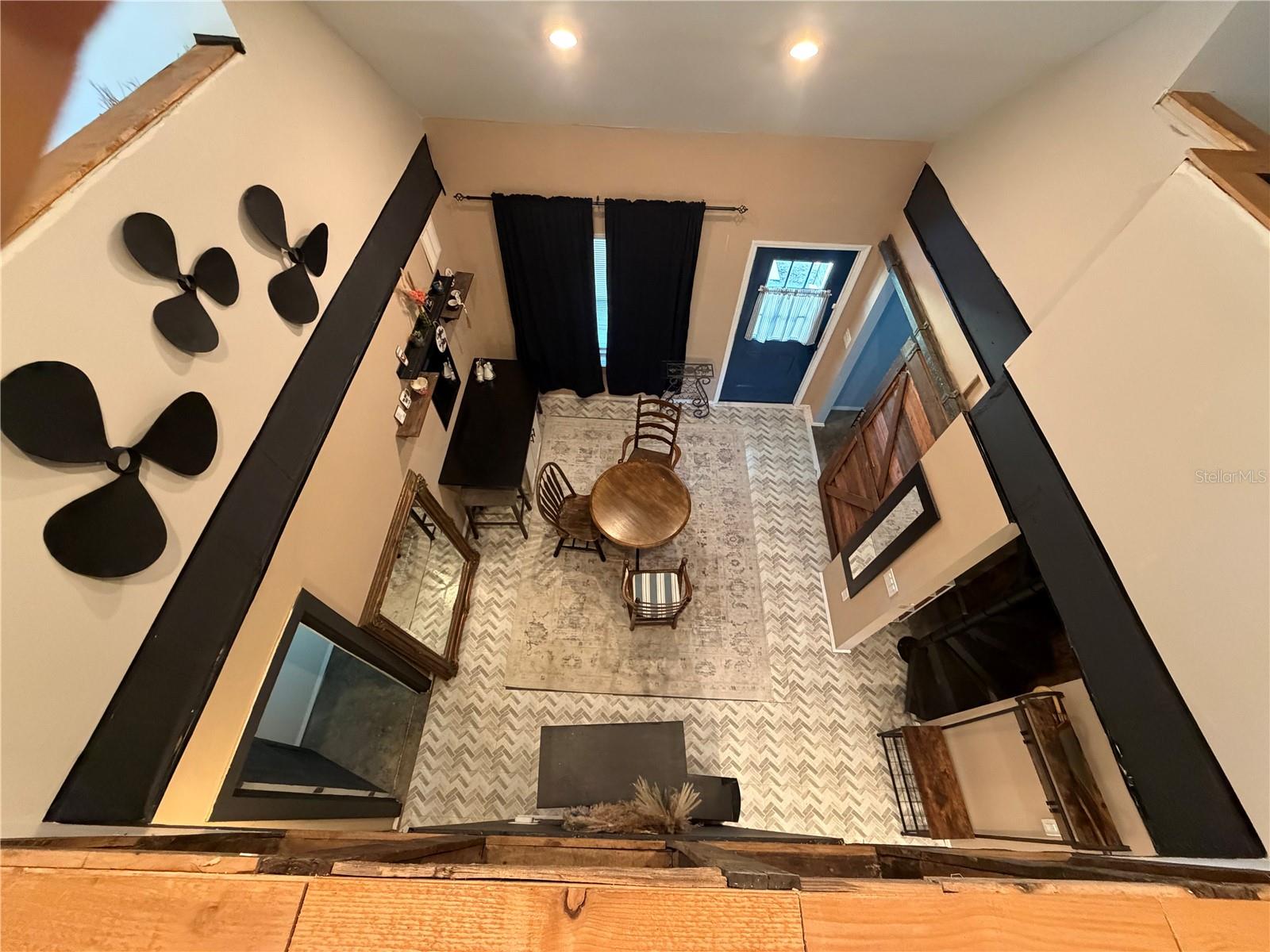 Image 29 of 33 For 2516 3rd Avenue S