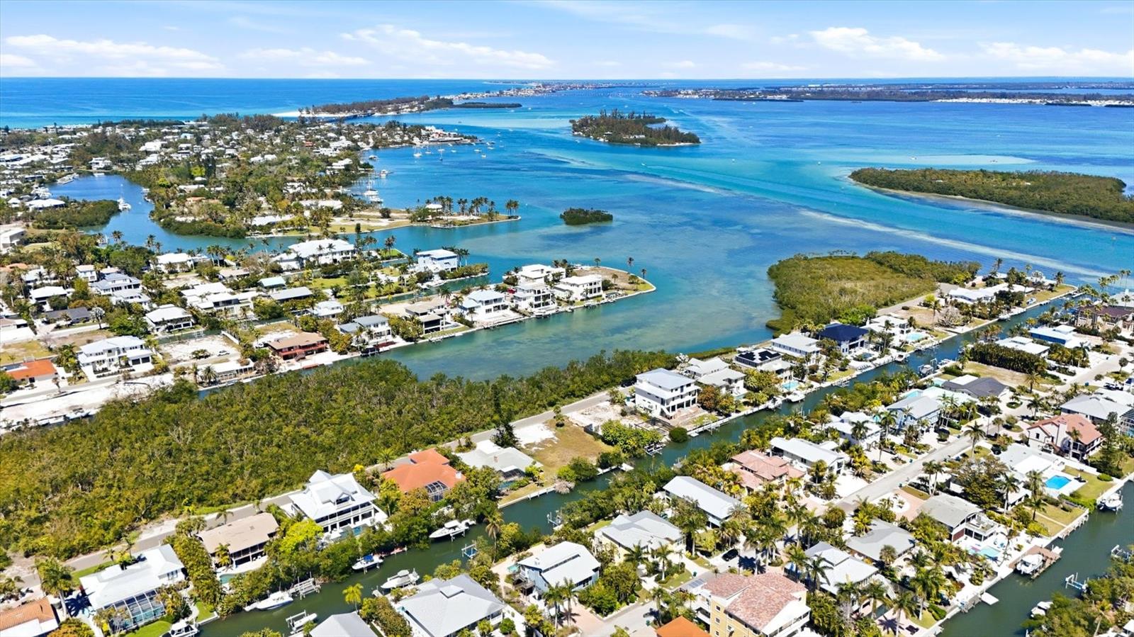 Image 39 of 40 For 616 Lyons Lane