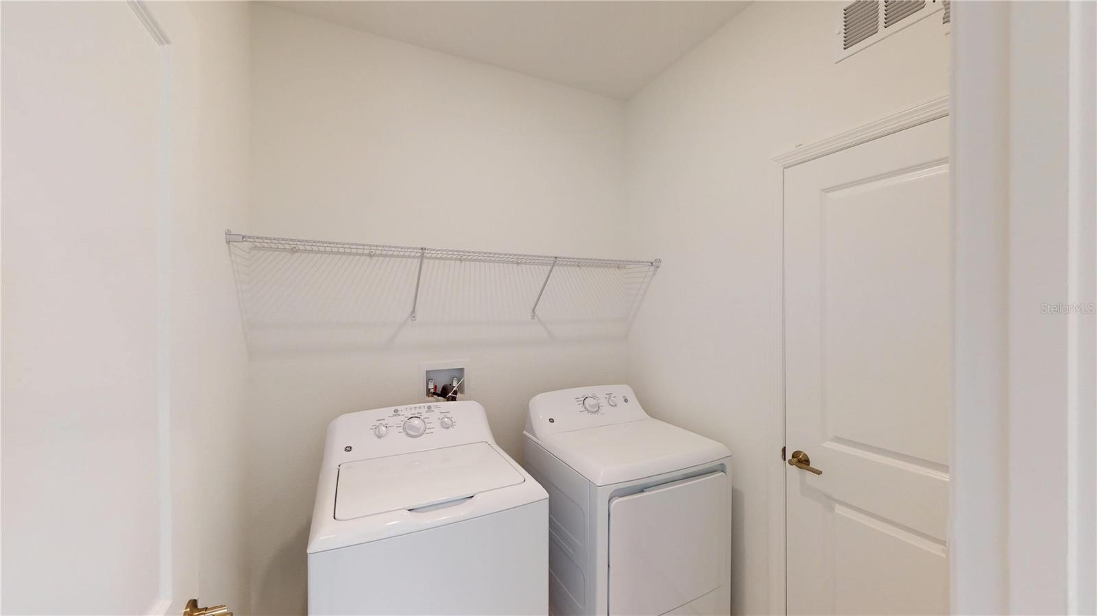 Image 11 of 27 For 9864 Dancing Goat Place