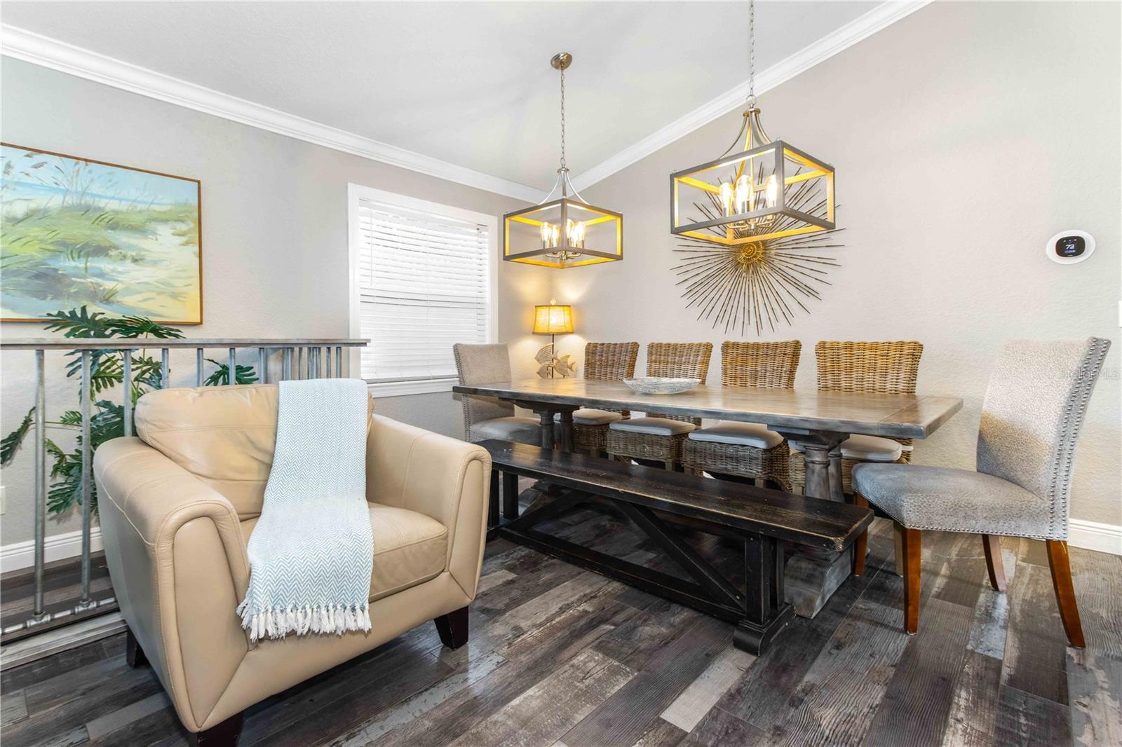 Listing photo id 13 for 815 Florida Avenue