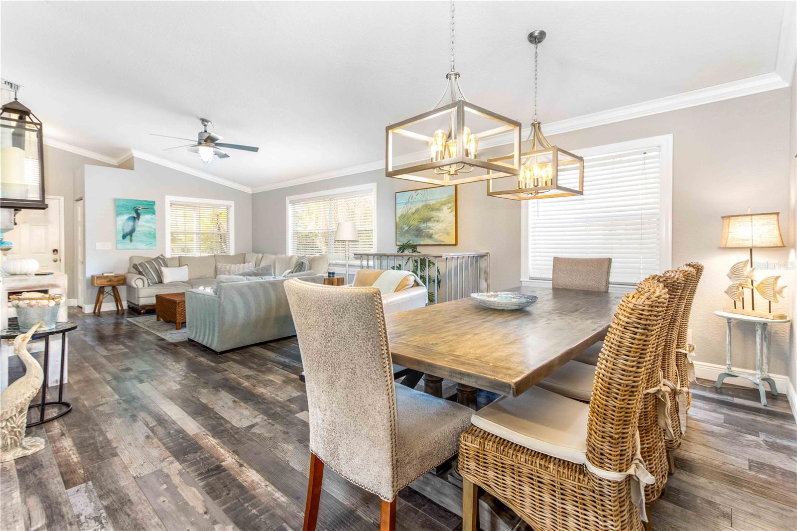 Listing photo id 16 for 815 Florida Avenue