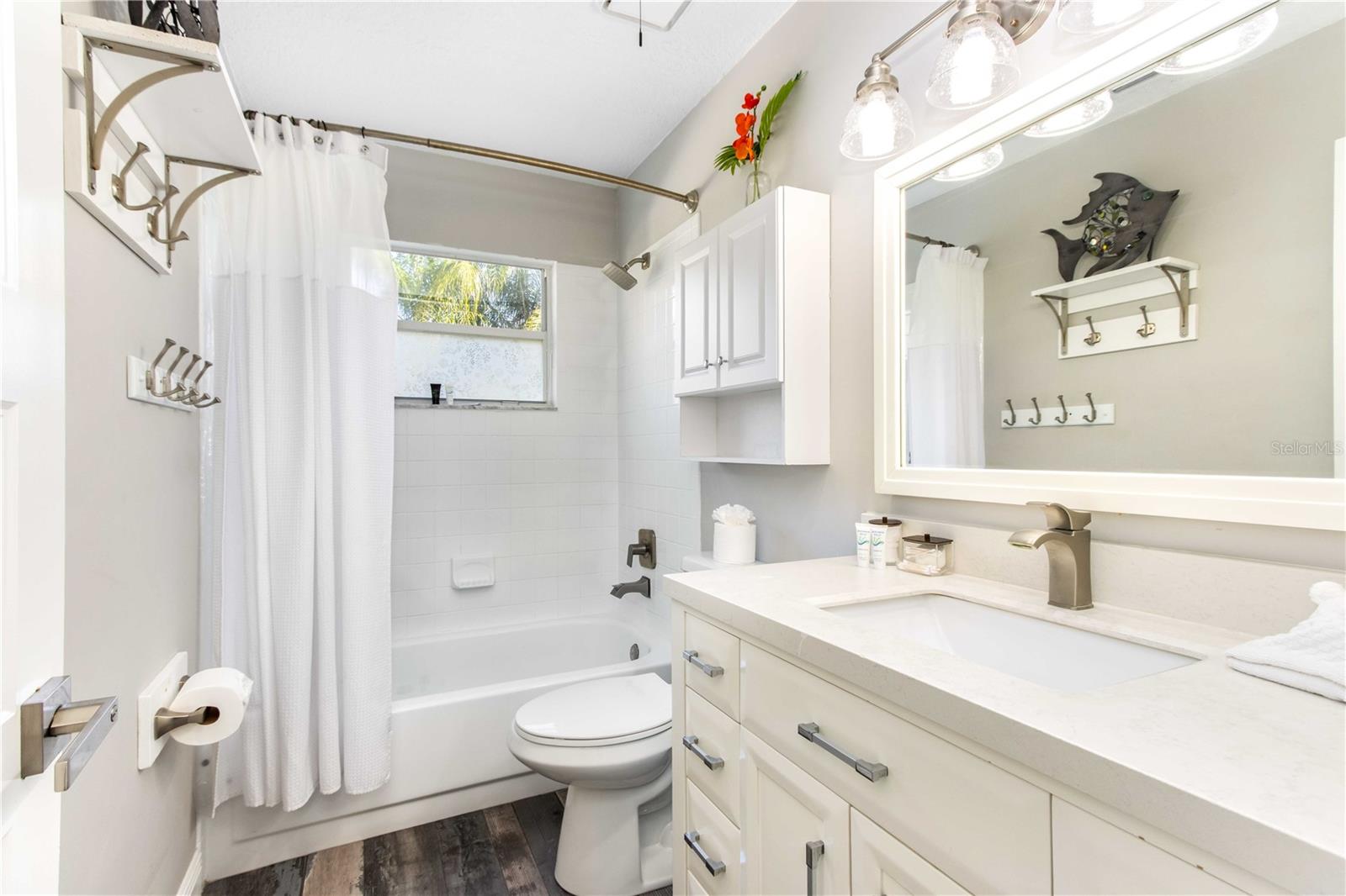 Listing photo id 25 for 815 Florida Avenue