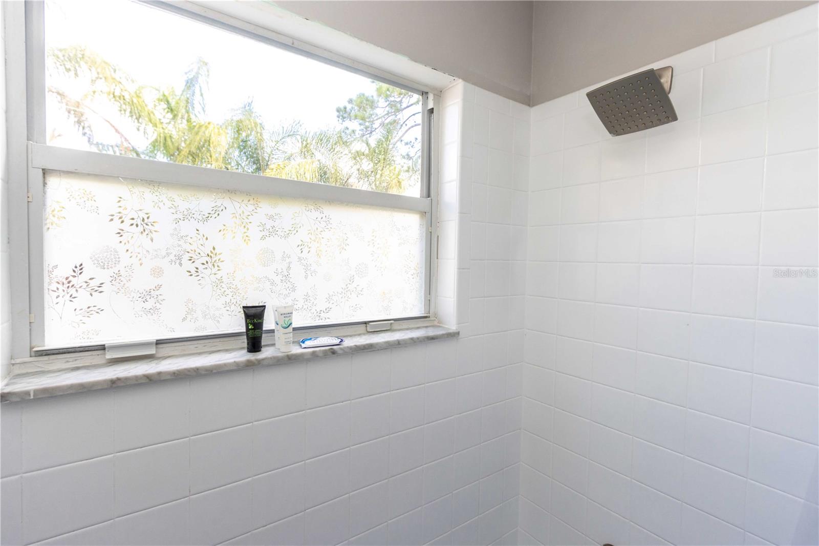 Listing photo id 35 for 815 Florida Avenue