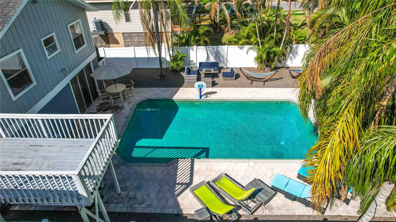 Listing photo id 42 for 815 Florida Avenue