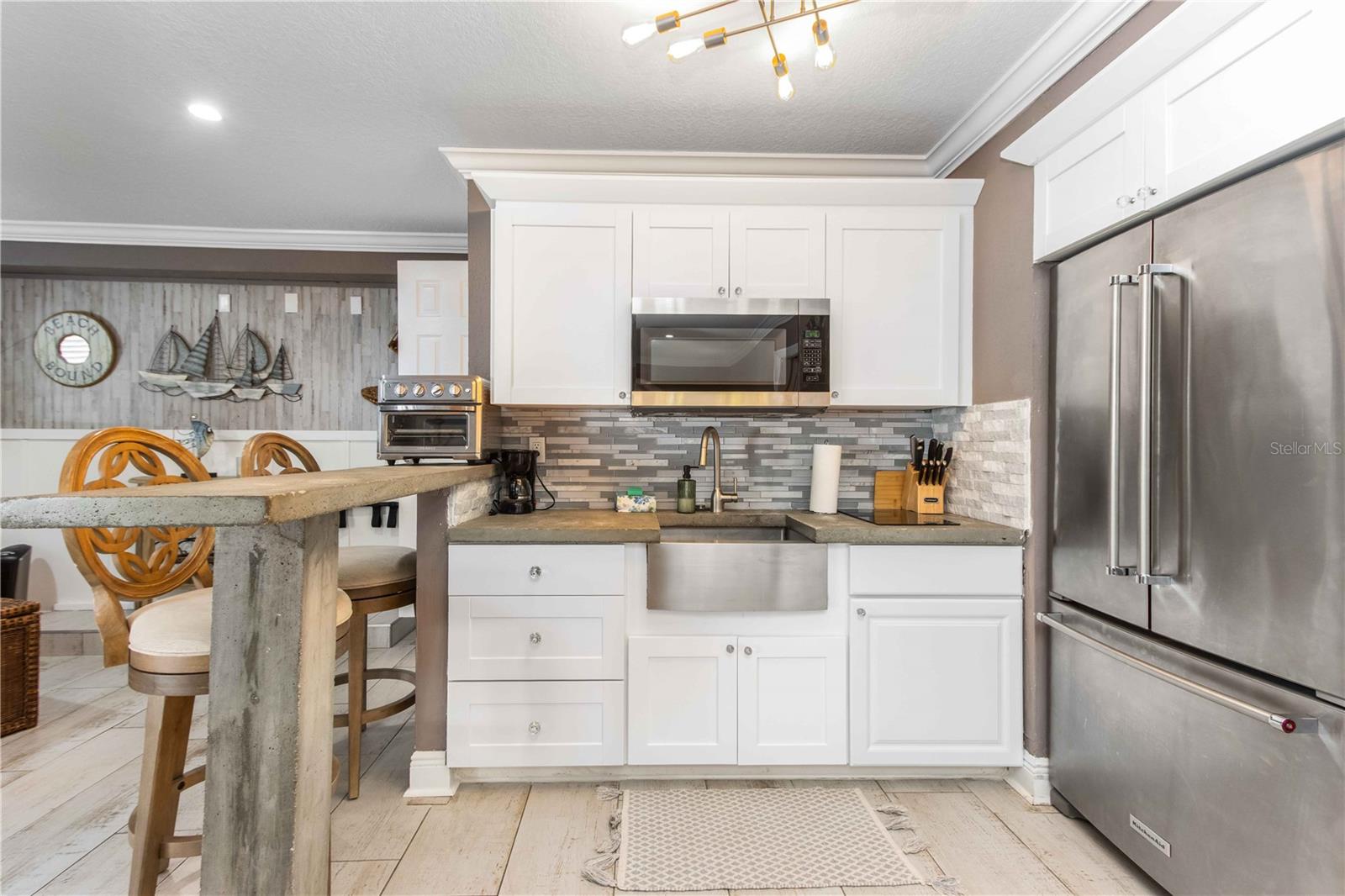 Listing photo id 48 for 815 Florida Avenue