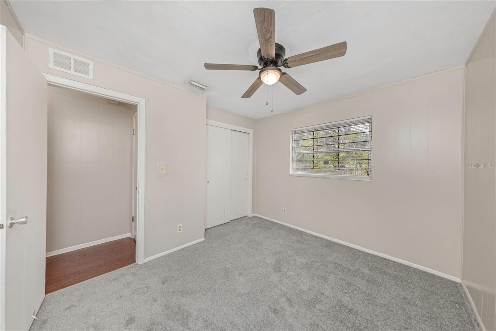 Image 12 of 22 For 2423 Auburn Street S