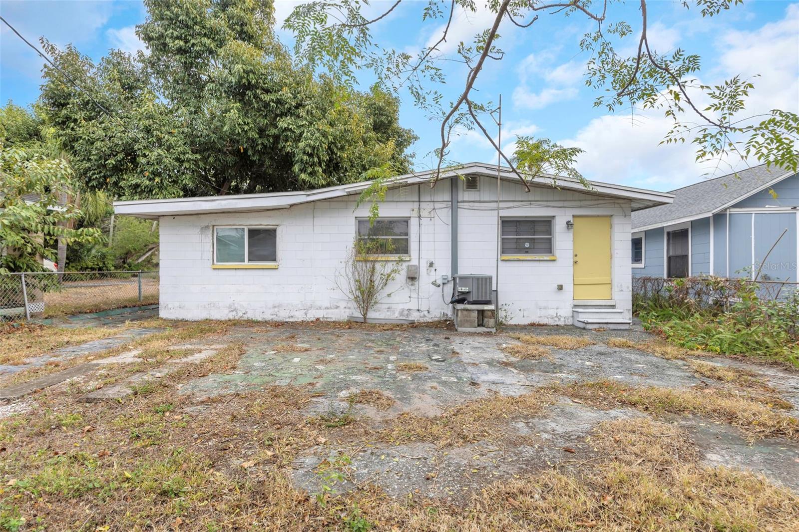 Image 22 of 22 For 2423 Auburn Street S