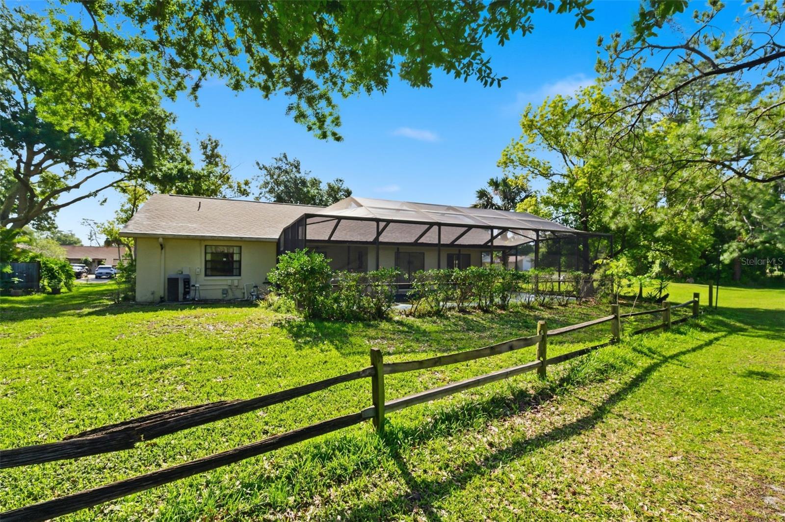 Image 4 of 38 For 3506 Fairway Forest Drive