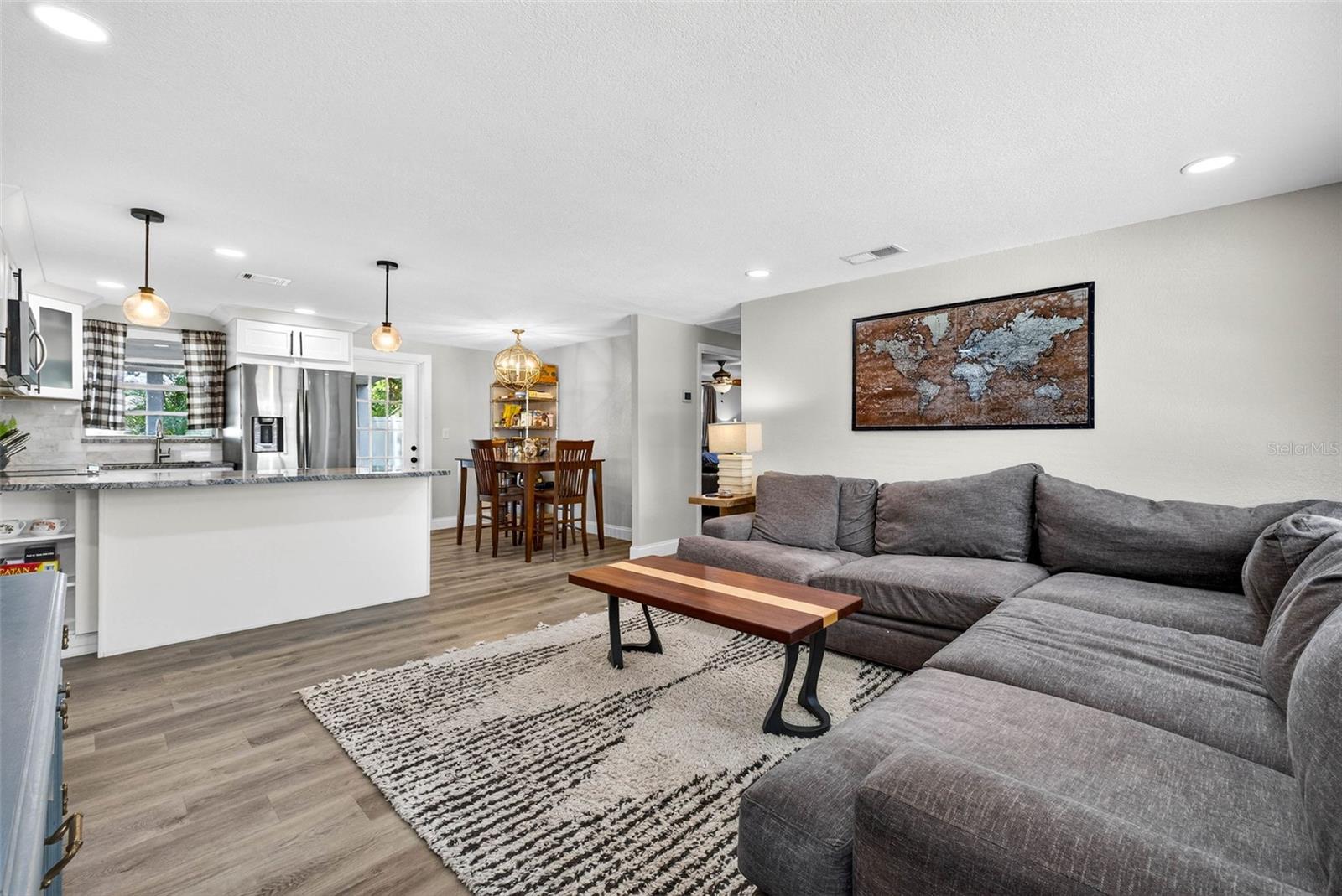 Image 3 of 31 For 6827 80th Terrace N