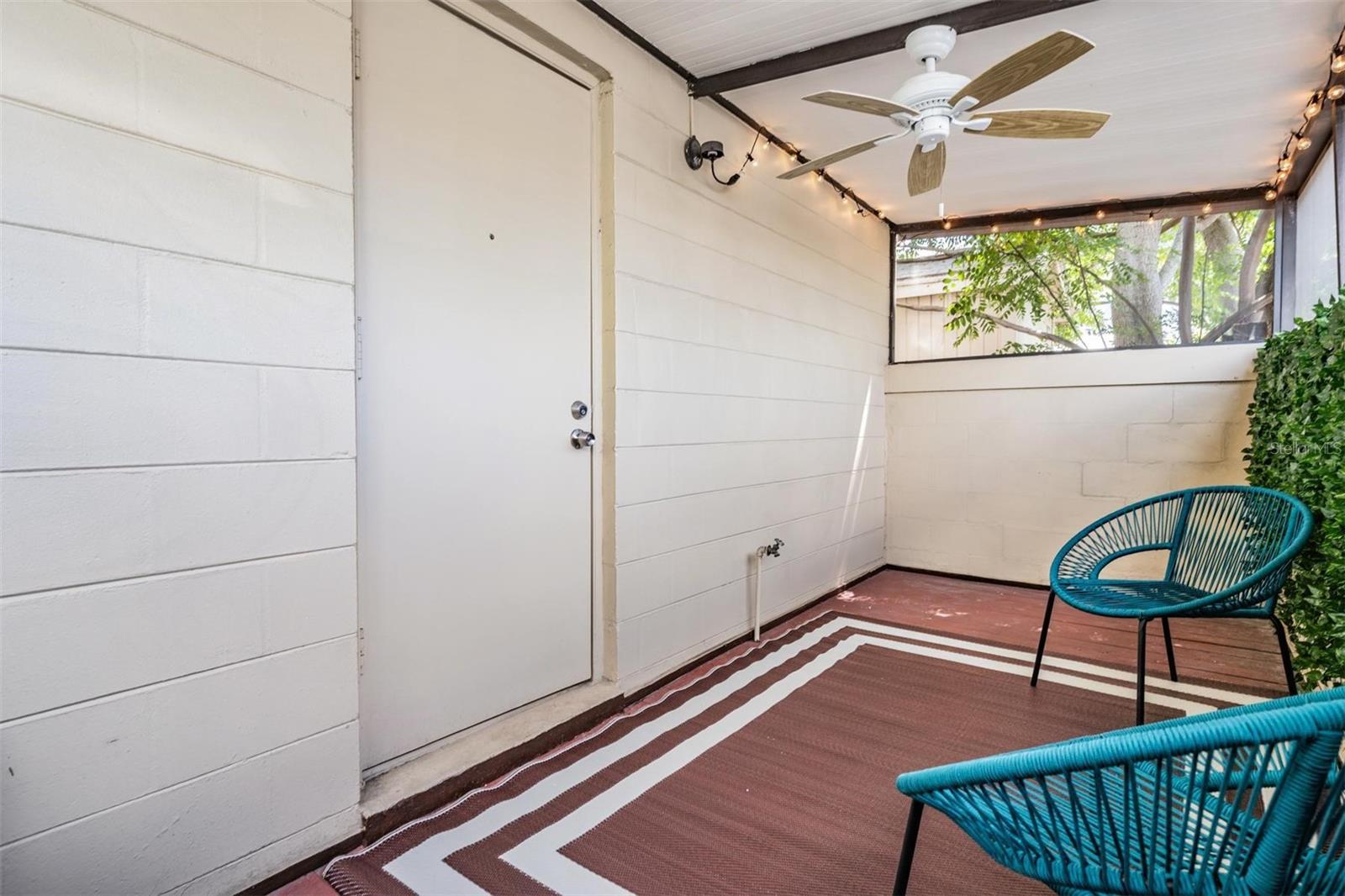 Image 25 of 29 For 3718 Mckay Avenue 104