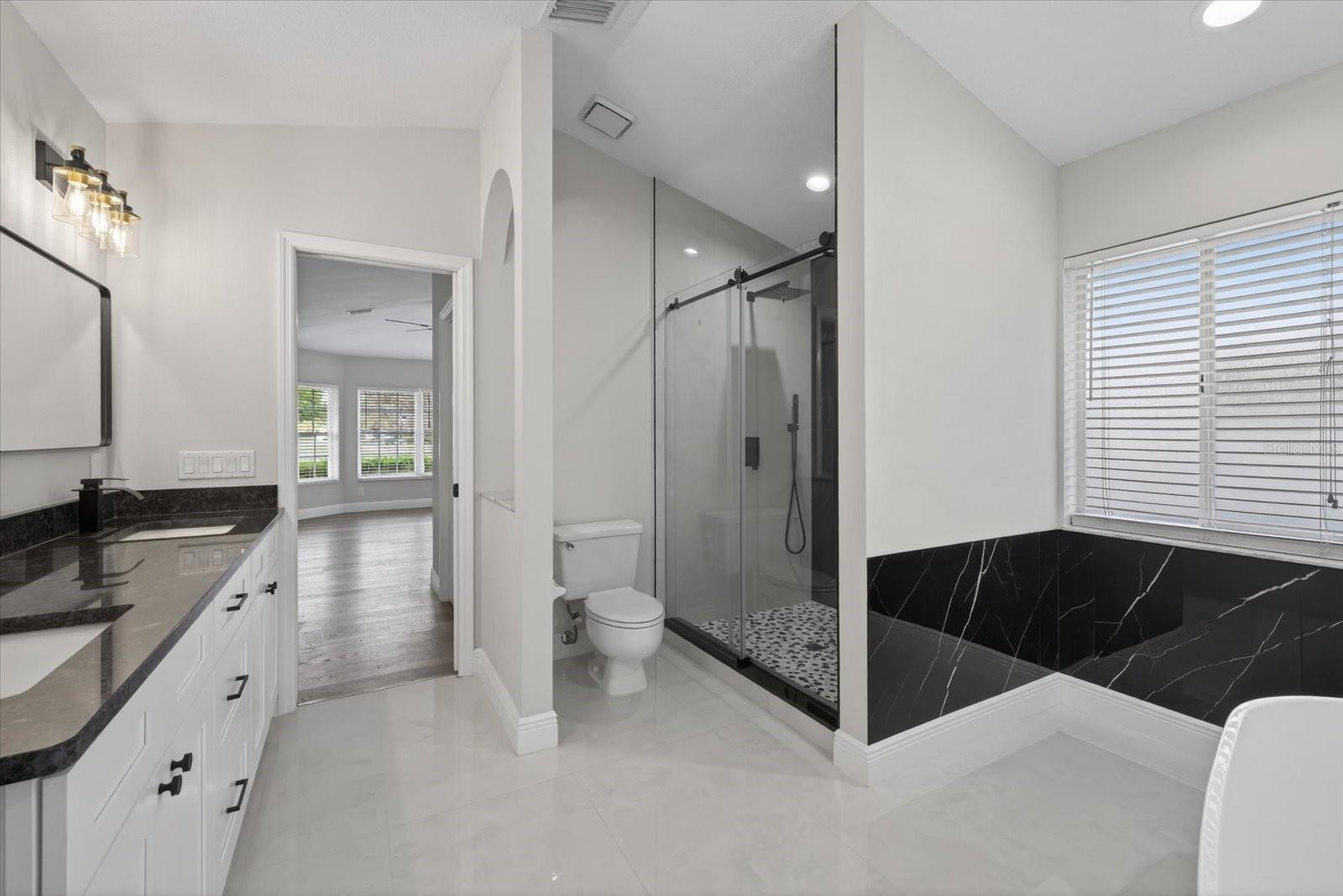 Image 19 of 50 For 12280 Everard Drive