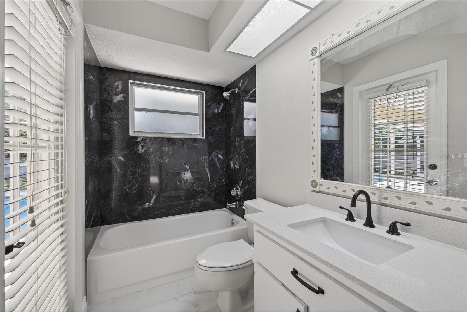 Image 21 of 50 For 12280 Everard Drive