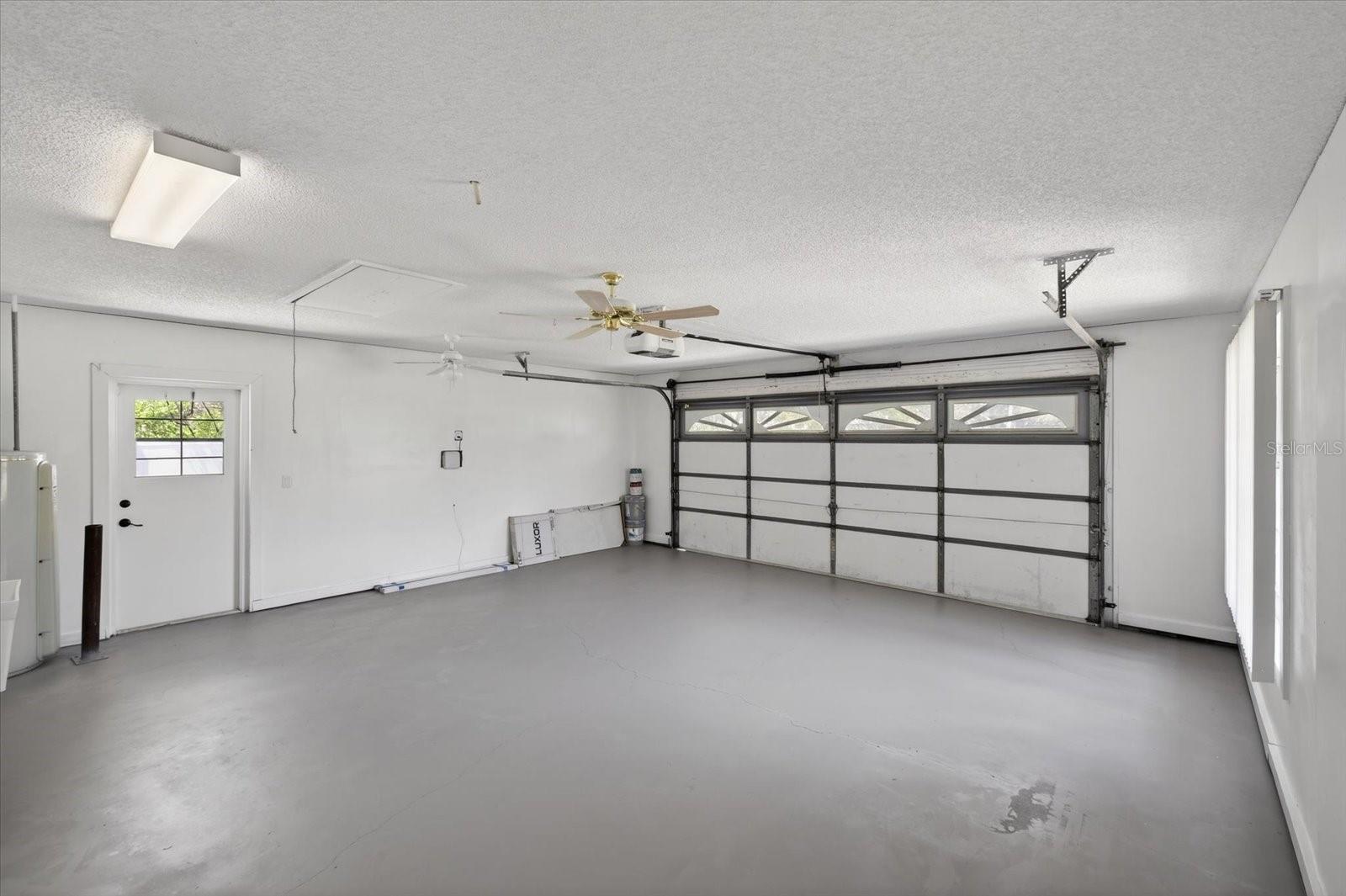 Image 36 of 50 For 12280 Everard Drive