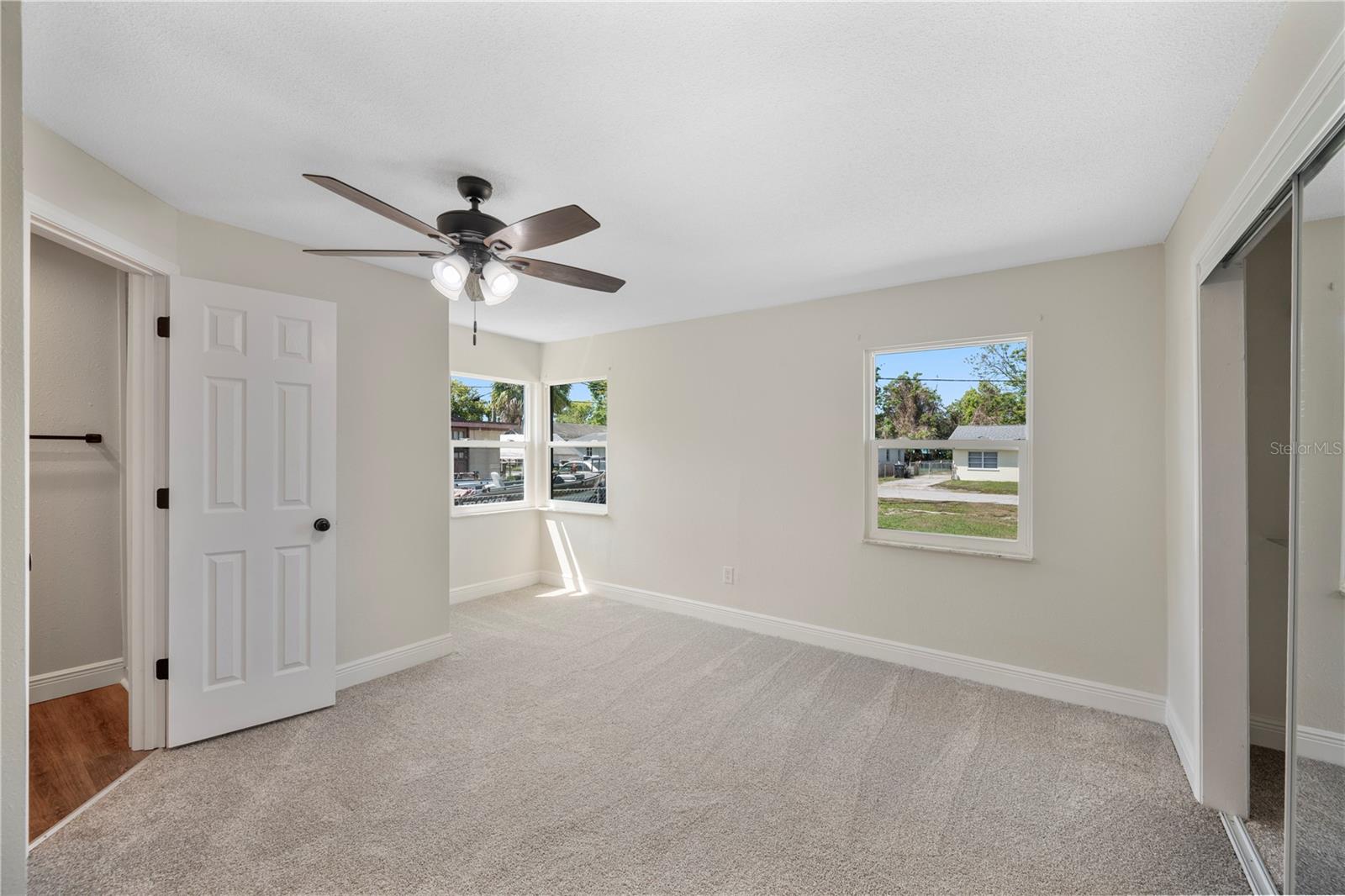 Image 10 of 34 For 1215 El Camino Road