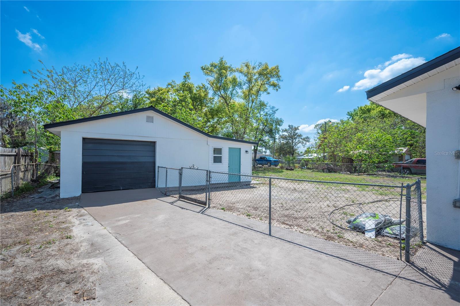 Image 21 of 34 For 1215 El Camino Road