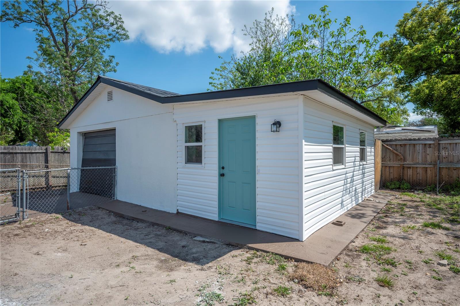 Image 23 of 34 For 1215 El Camino Road