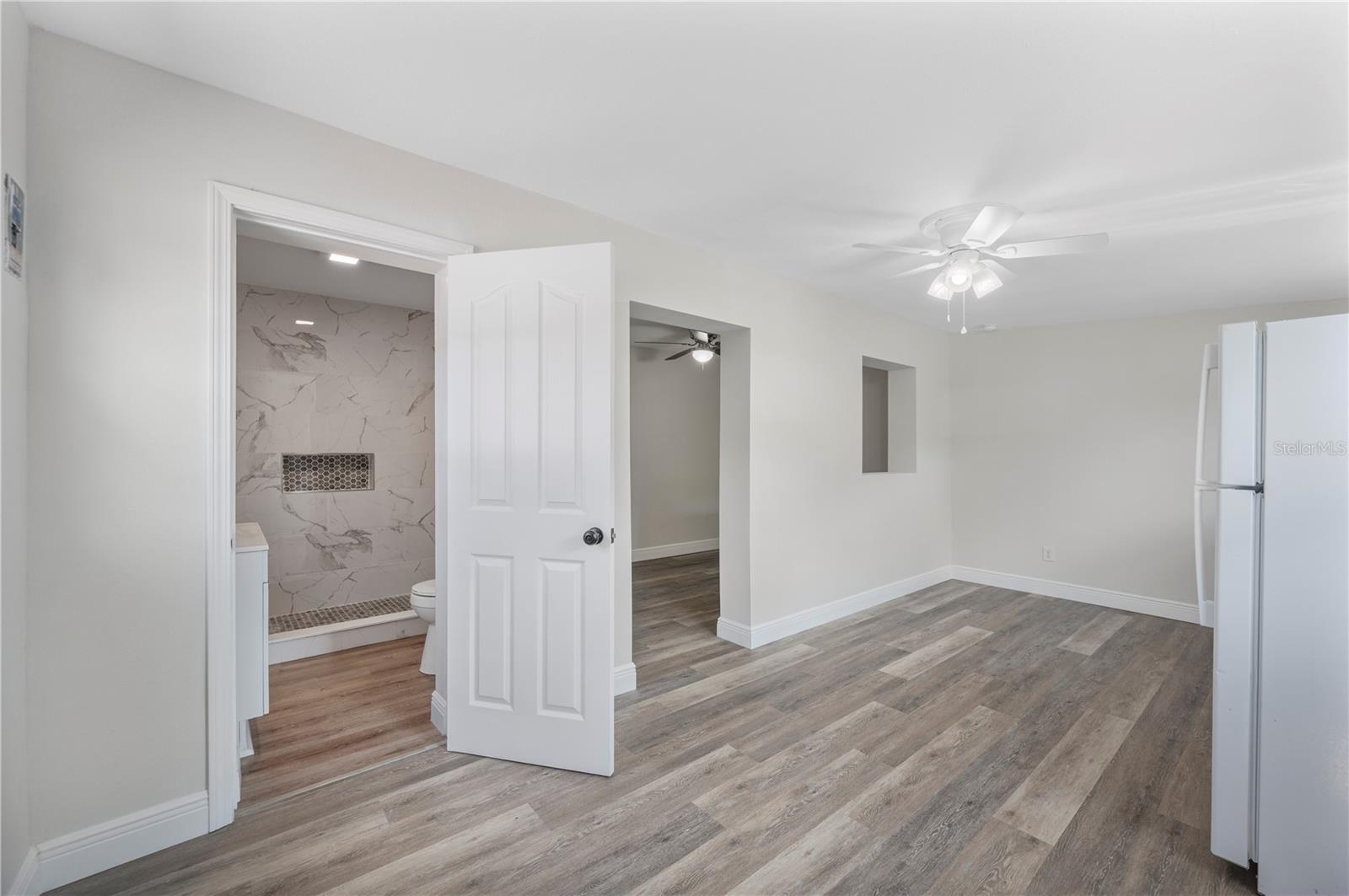 Image 24 of 34 For 1215 El Camino Road