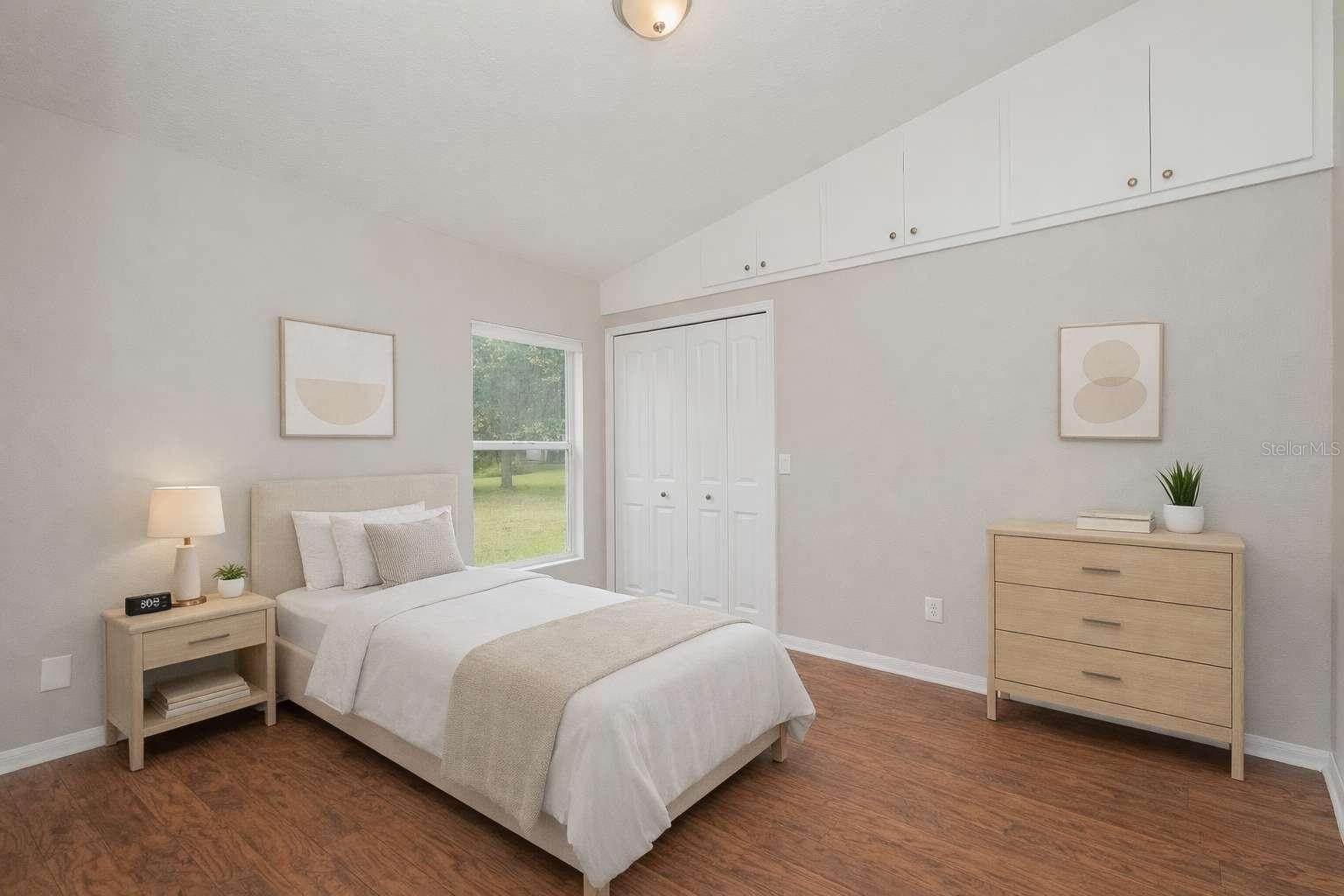 Listing photo id 3 for 11741 Teapot Court