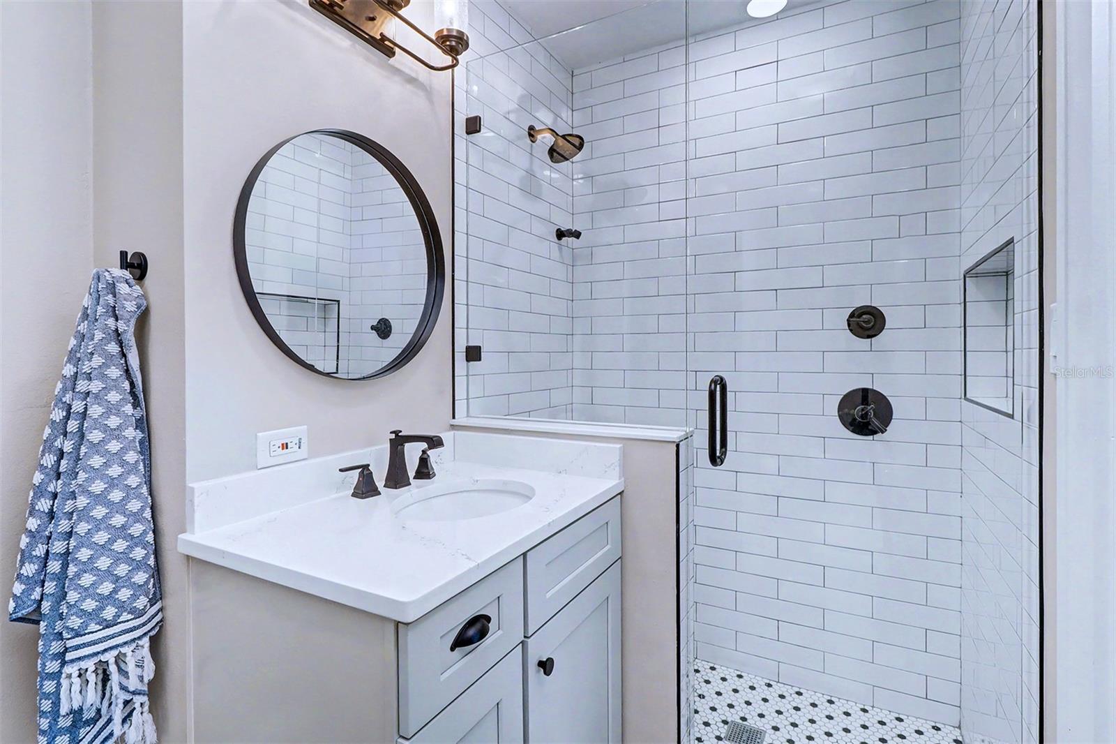 Image 23 of 34 For 3218 7th Street N