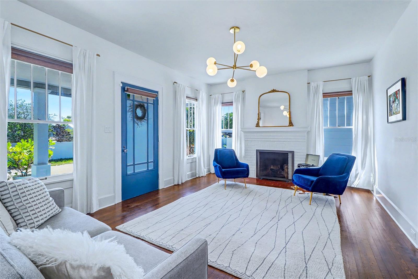 Image 8 of 34 For 3218 7th Street N