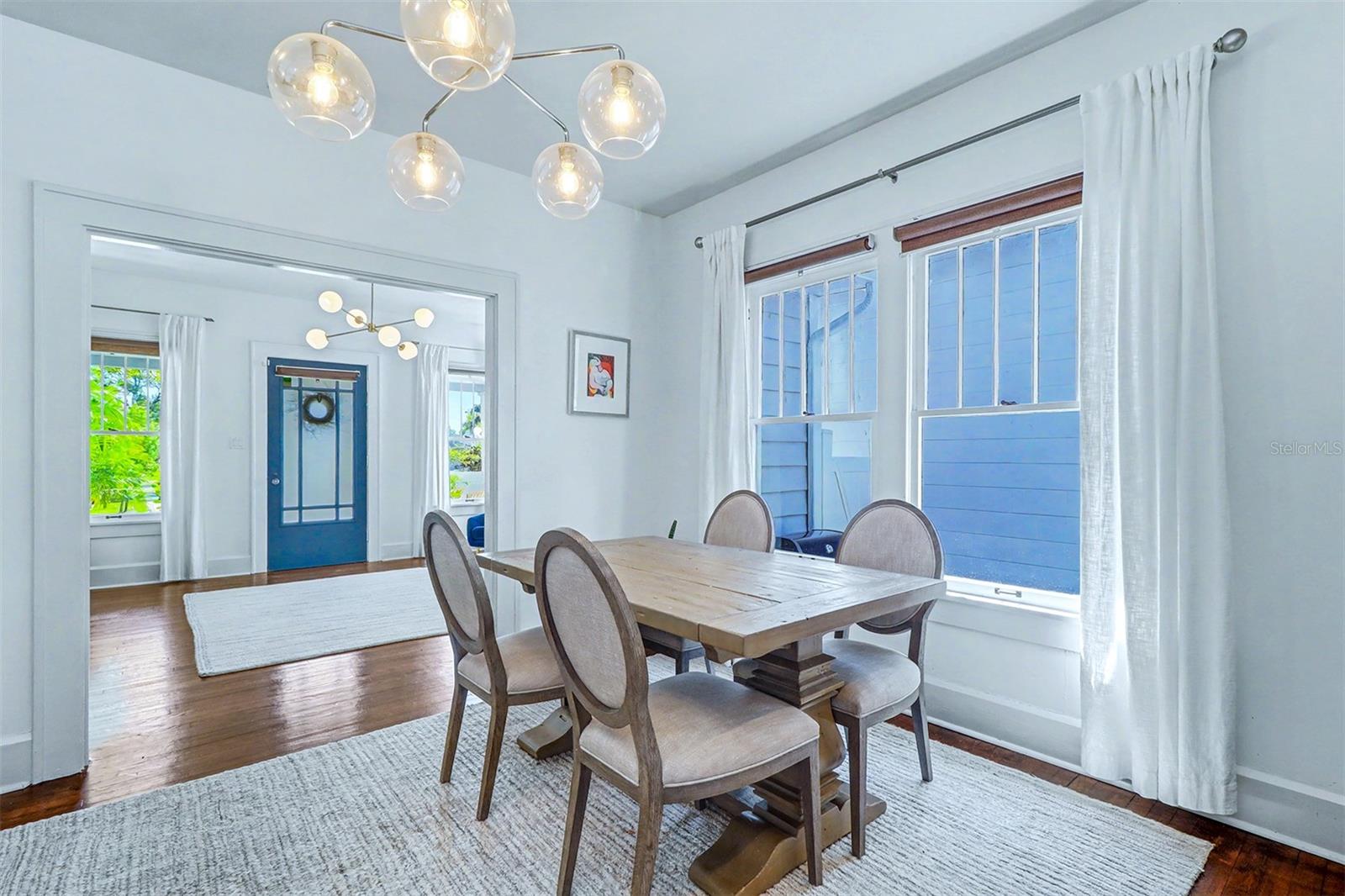 Image 9 of 34 For 3218 7th Street N