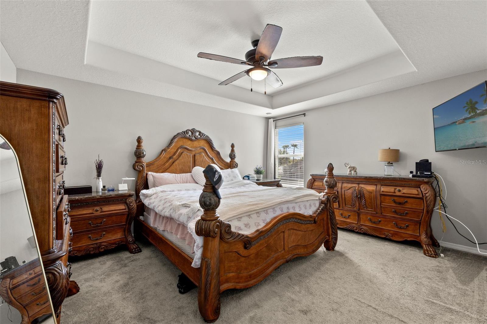 Image 15 of 38 For 21126 Passive Porch Drive