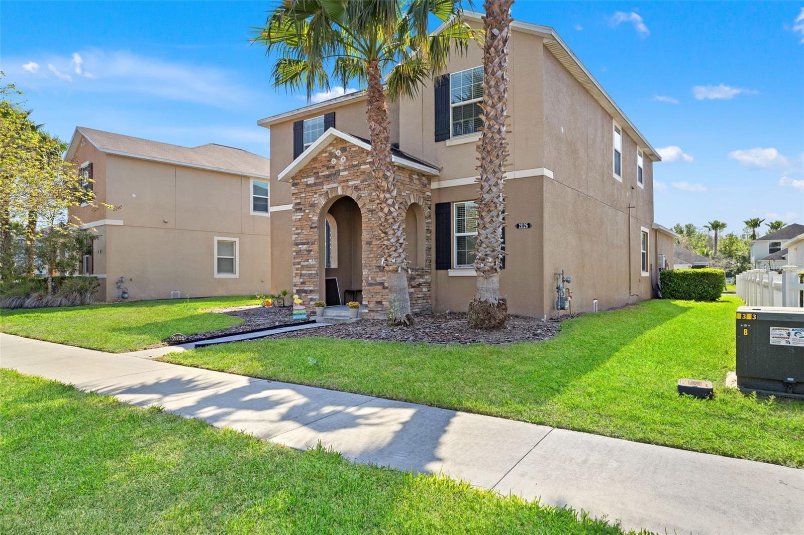 Image 3 of 38 For 21126 Passive Porch Drive