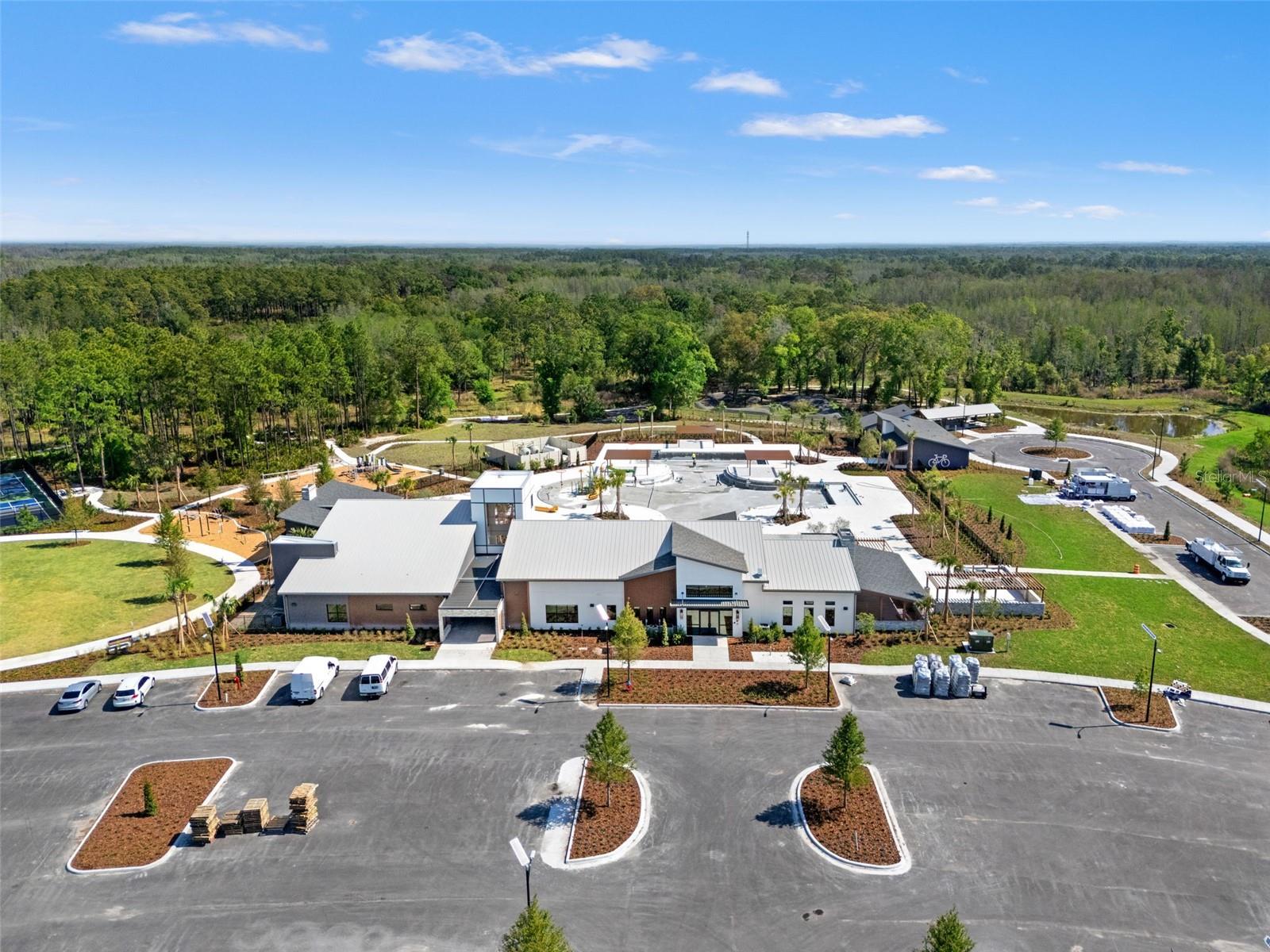 Image 34 of 38 For 21126 Passive Porch Drive