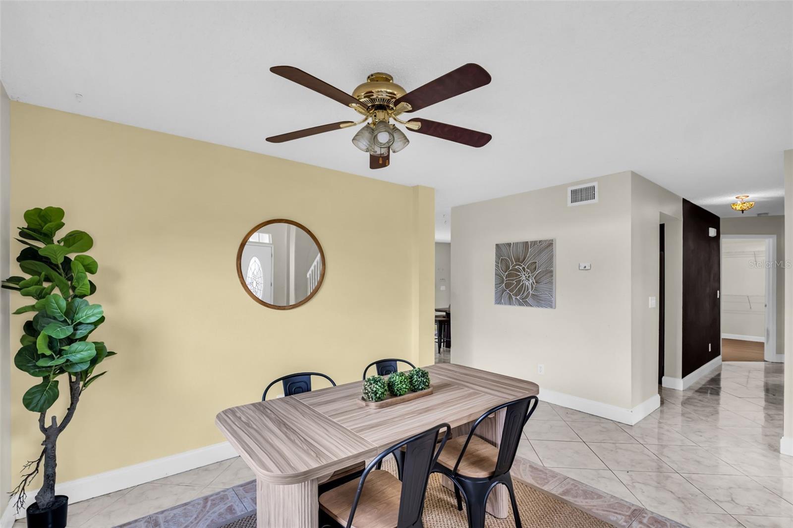 Image 12 of 68 For 301 Tavernier Drive