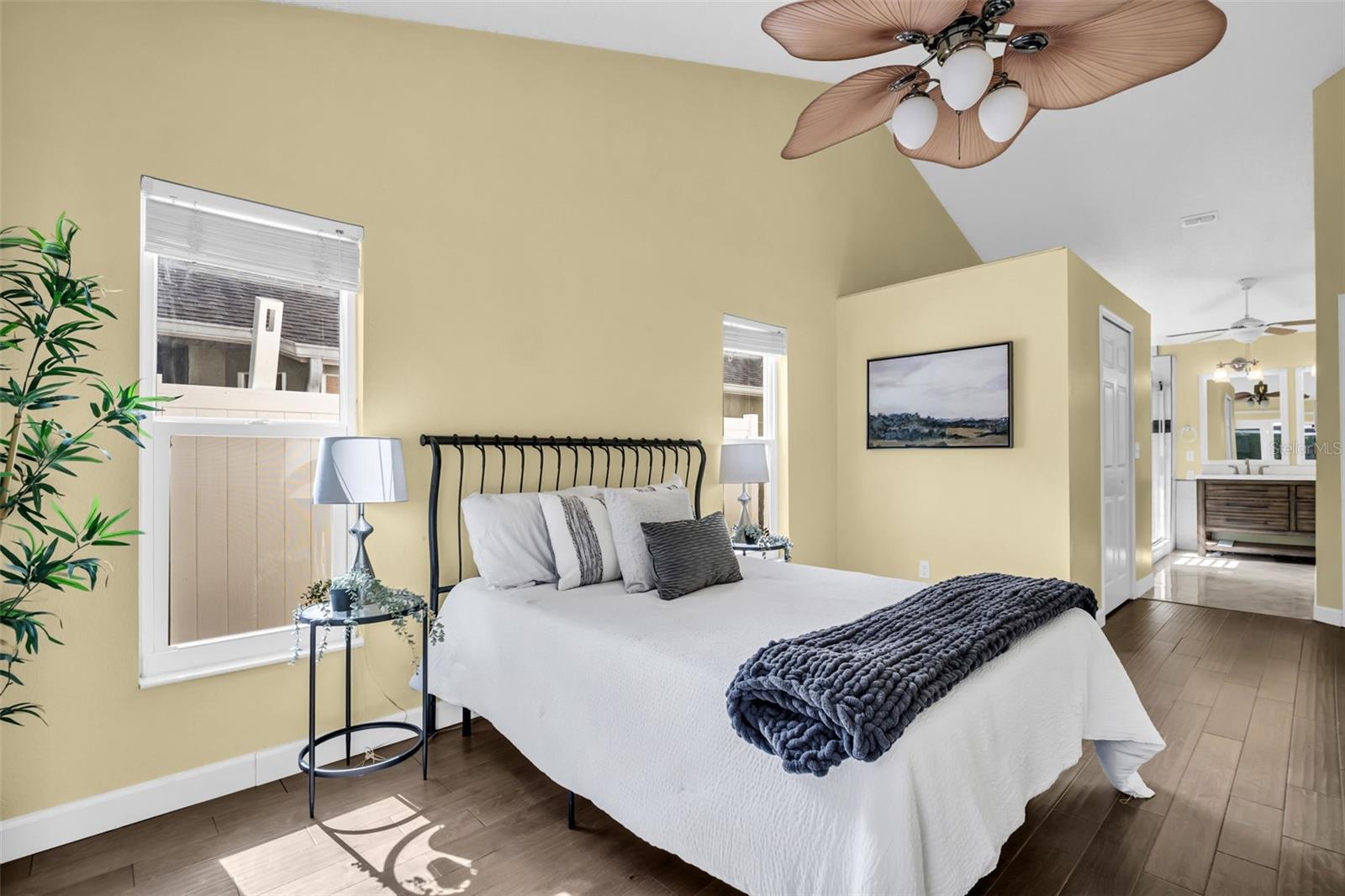 Image 24 of 68 For 301 Tavernier Drive