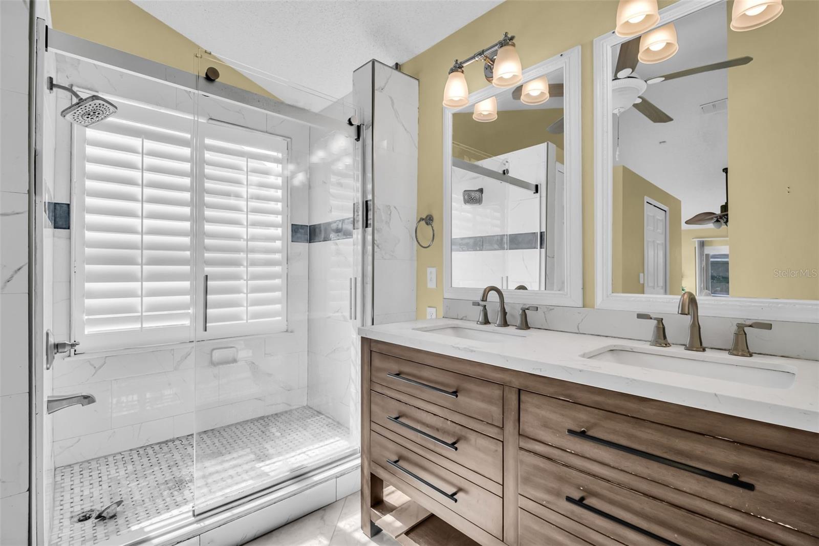 Image 29 of 68 For 301 Tavernier Drive