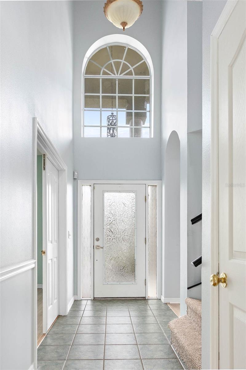 Image 13 of 43 For 27012 Sea Breeze Way