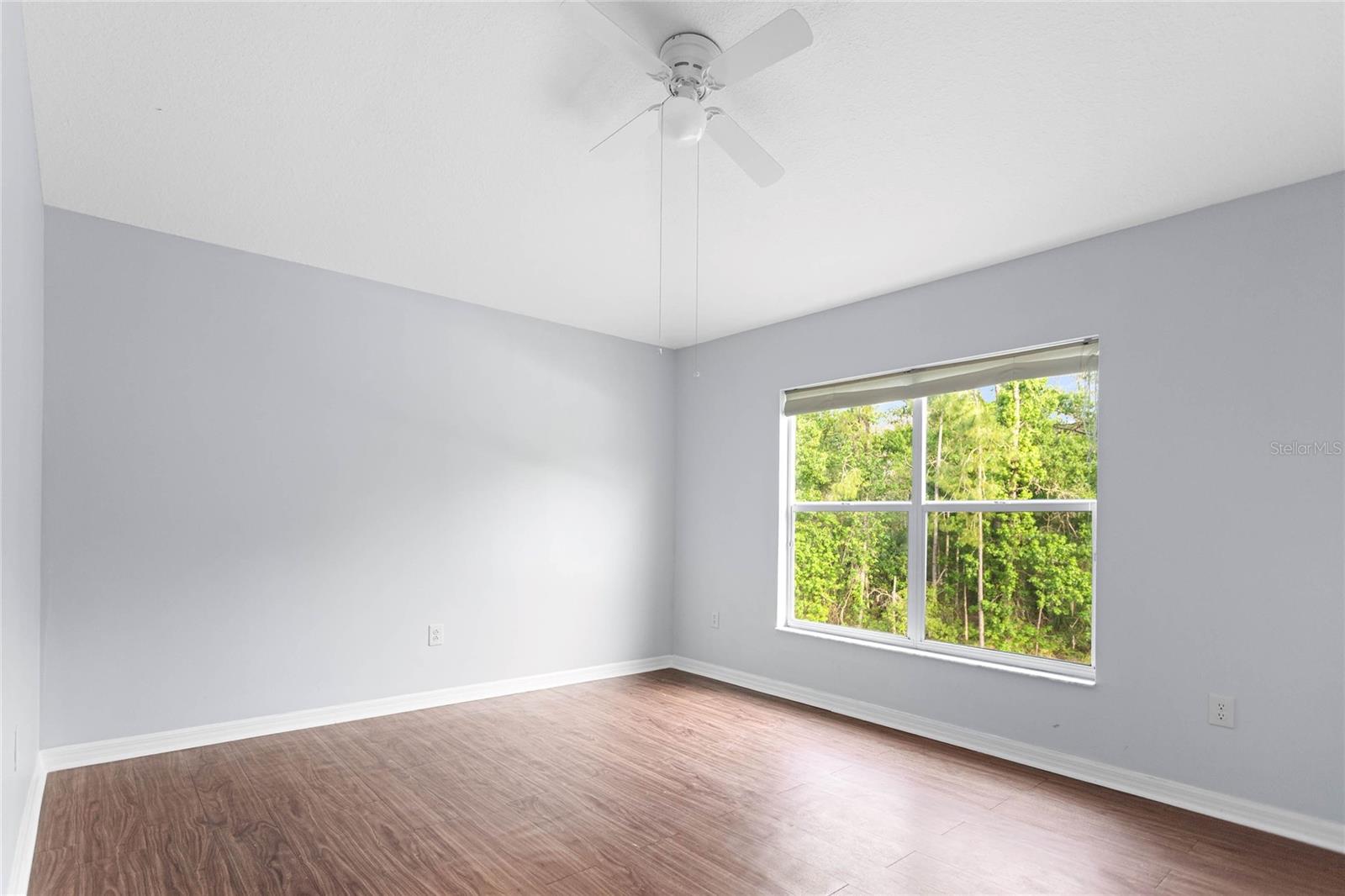 Image 31 of 43 For 27012 Sea Breeze Way