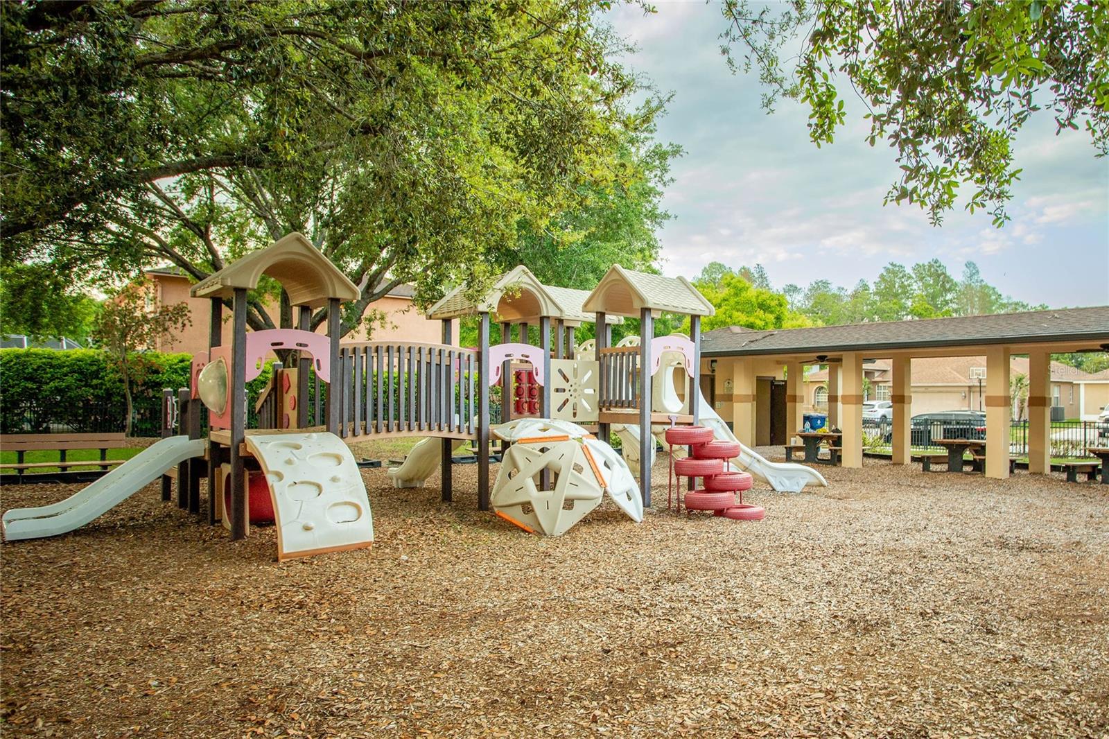 Image 36 of 43 For 27012 Sea Breeze Way