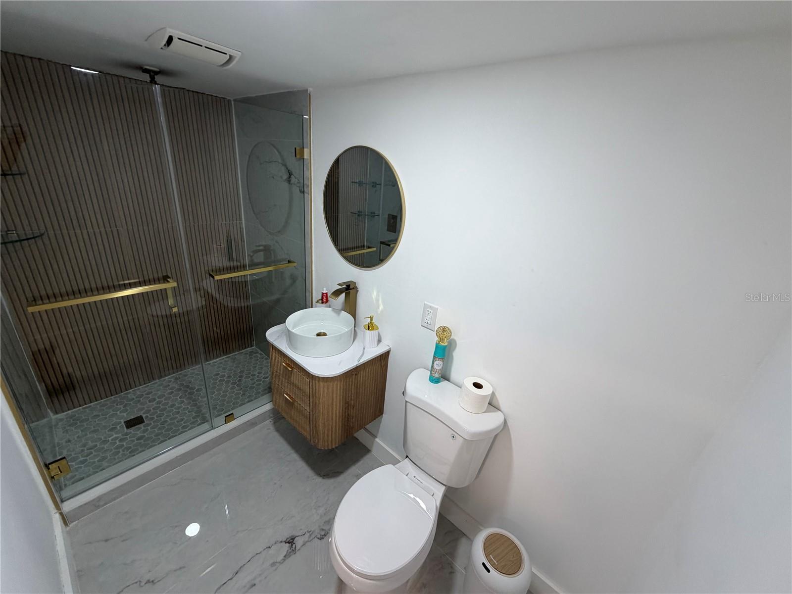 Image 14 of 55 For 126 Miami Gardens Road