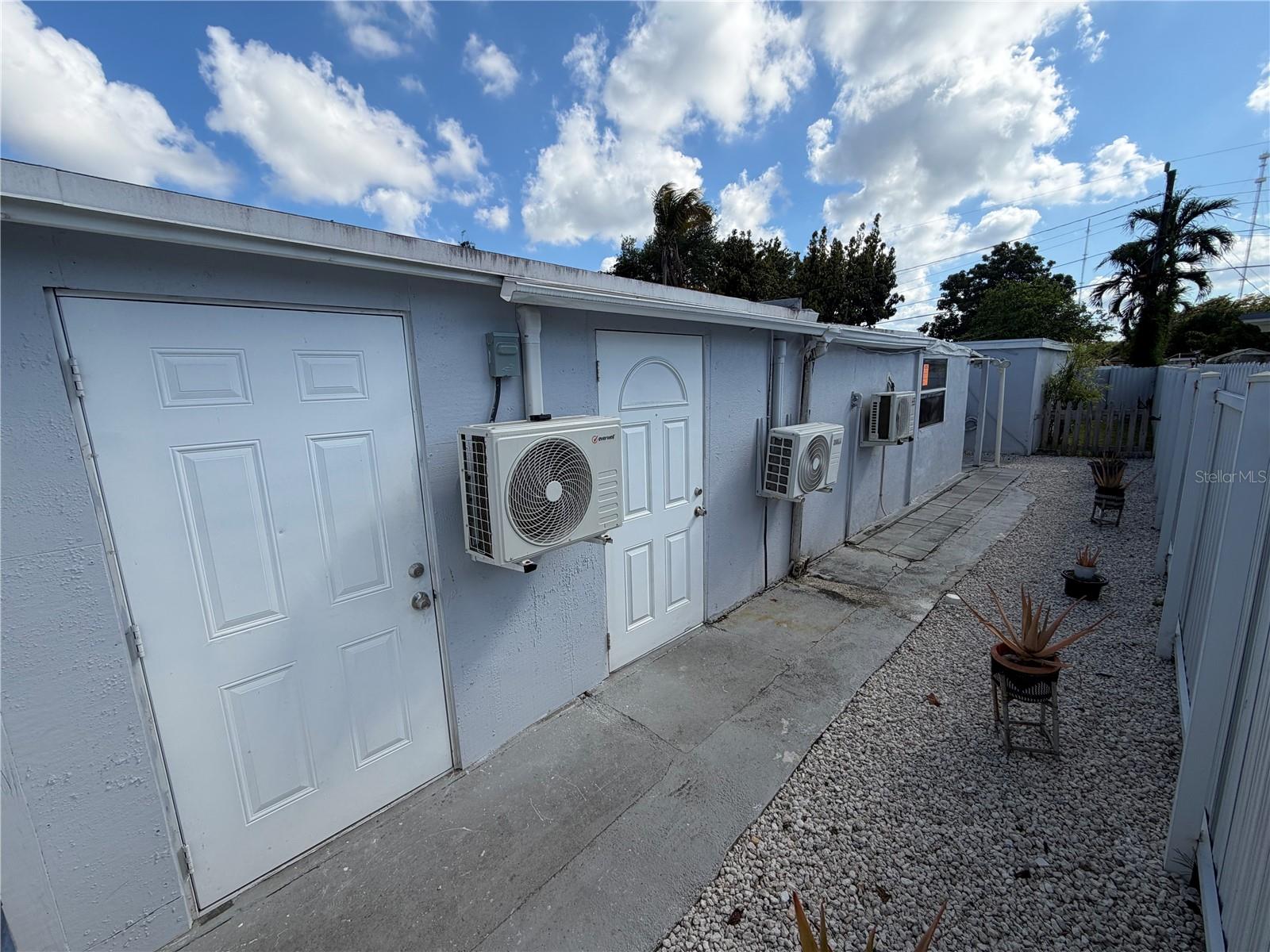 Image 8 of 55 For 126 Miami Gardens Road