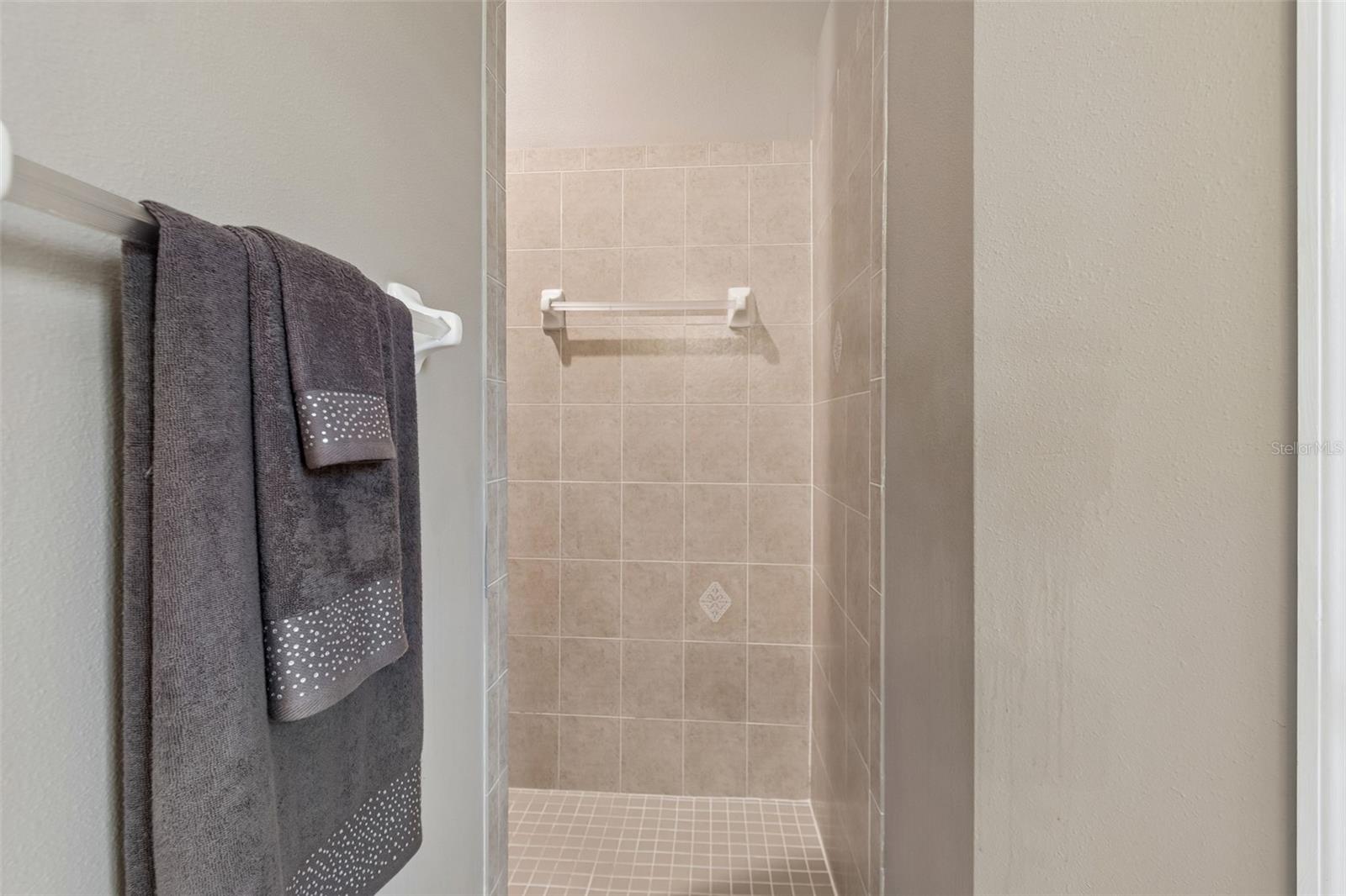 Image 22 of 65 For 1602 Kish Blvd