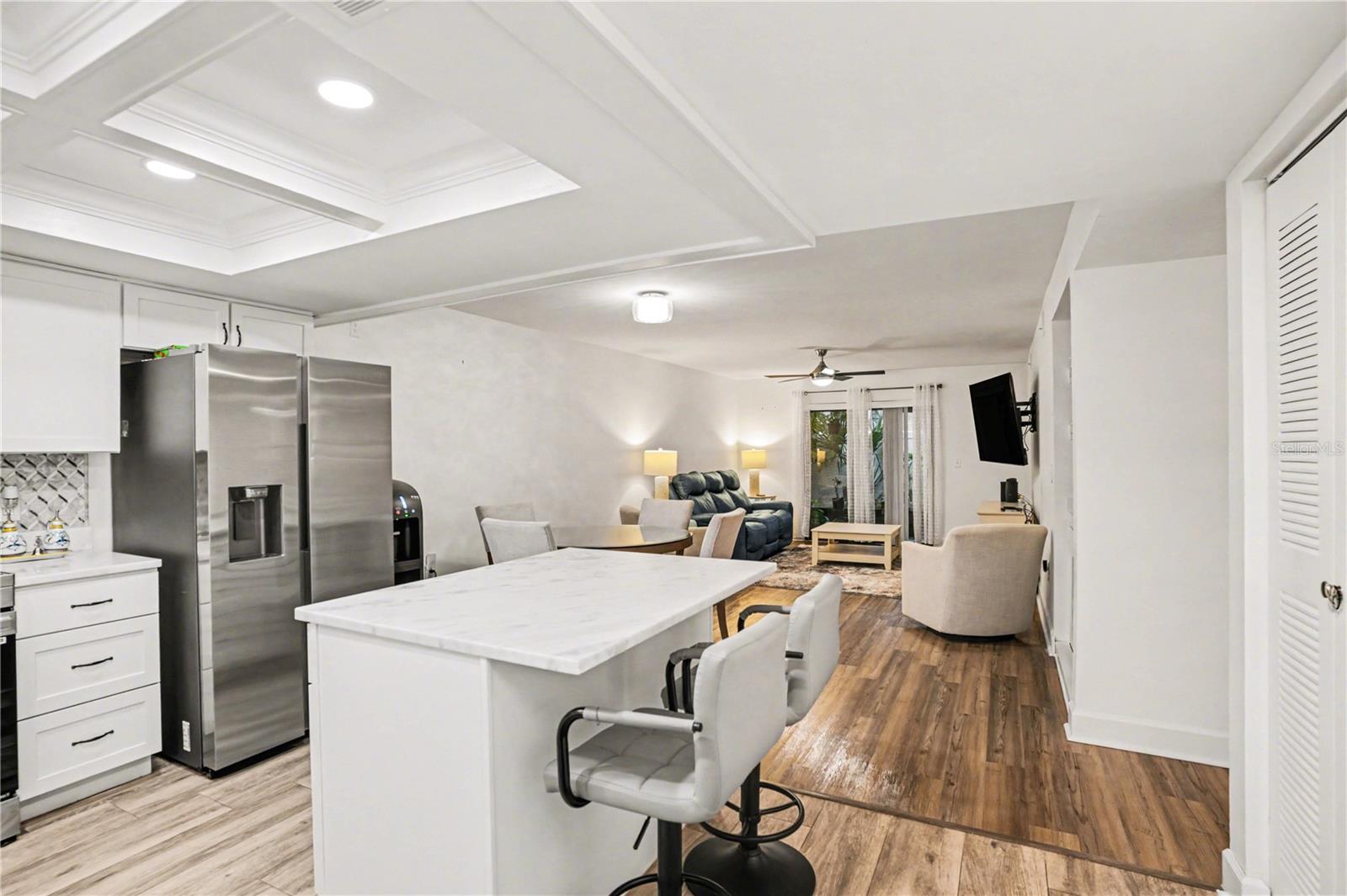 Image 10 of 27 For 9802 Lombard Court 102