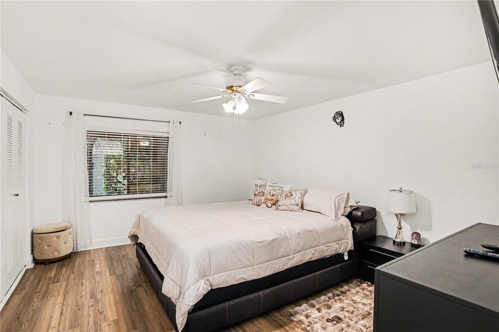 Image 15 of 27 For 9802 Lombard Court 102