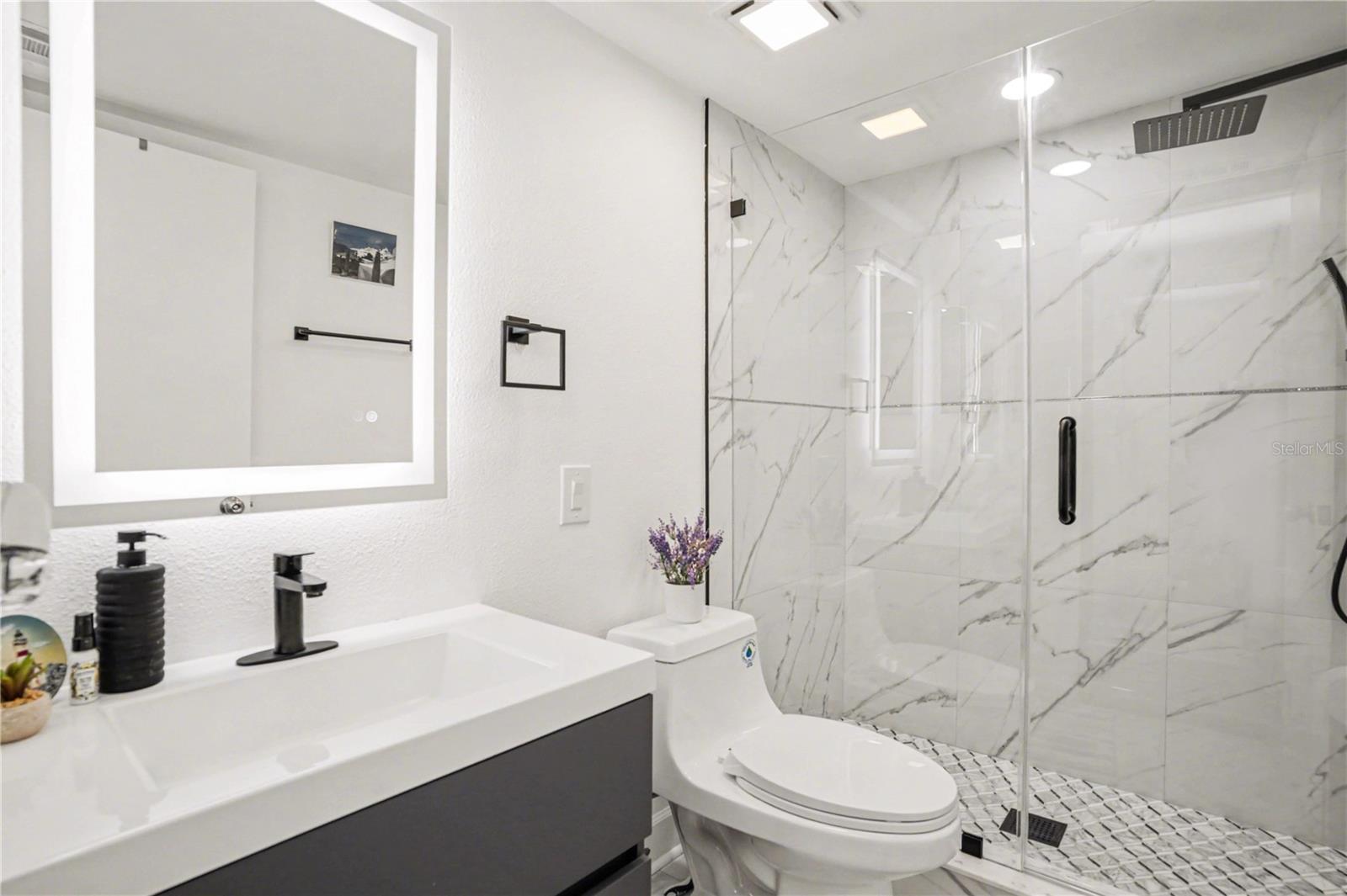 Image 21 of 27 For 9802 Lombard Court 102