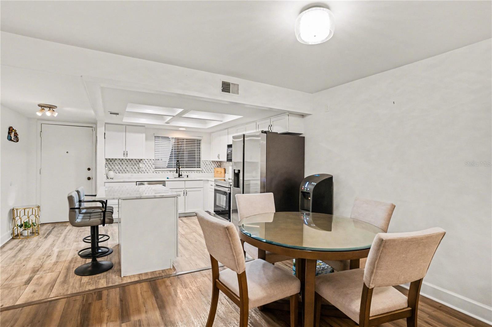 Image 9 of 27 For 9802 Lombard Court 102